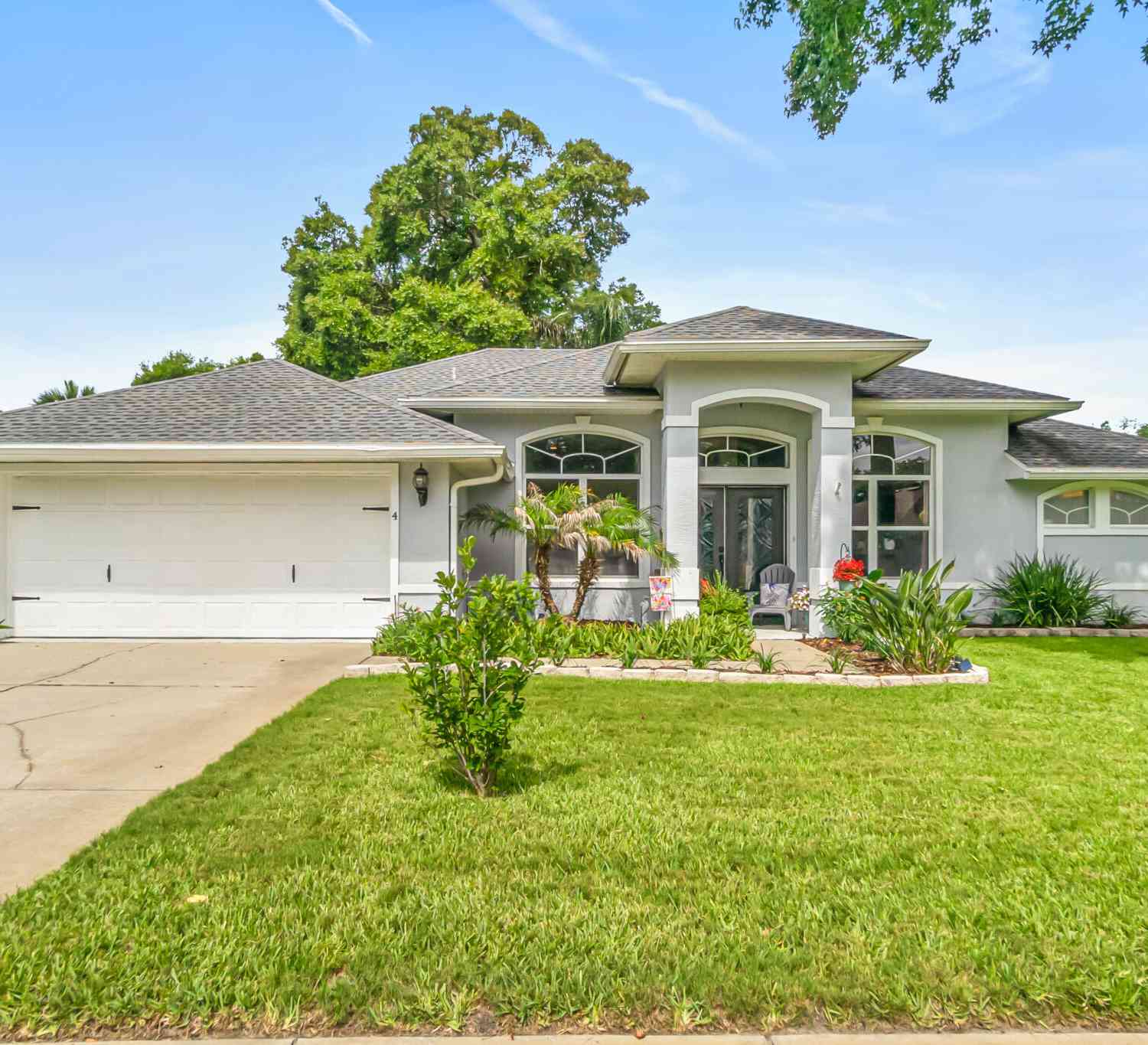 Homes For Sale - 4 Traceway Court<br/> Ormond Beach, FL 32174