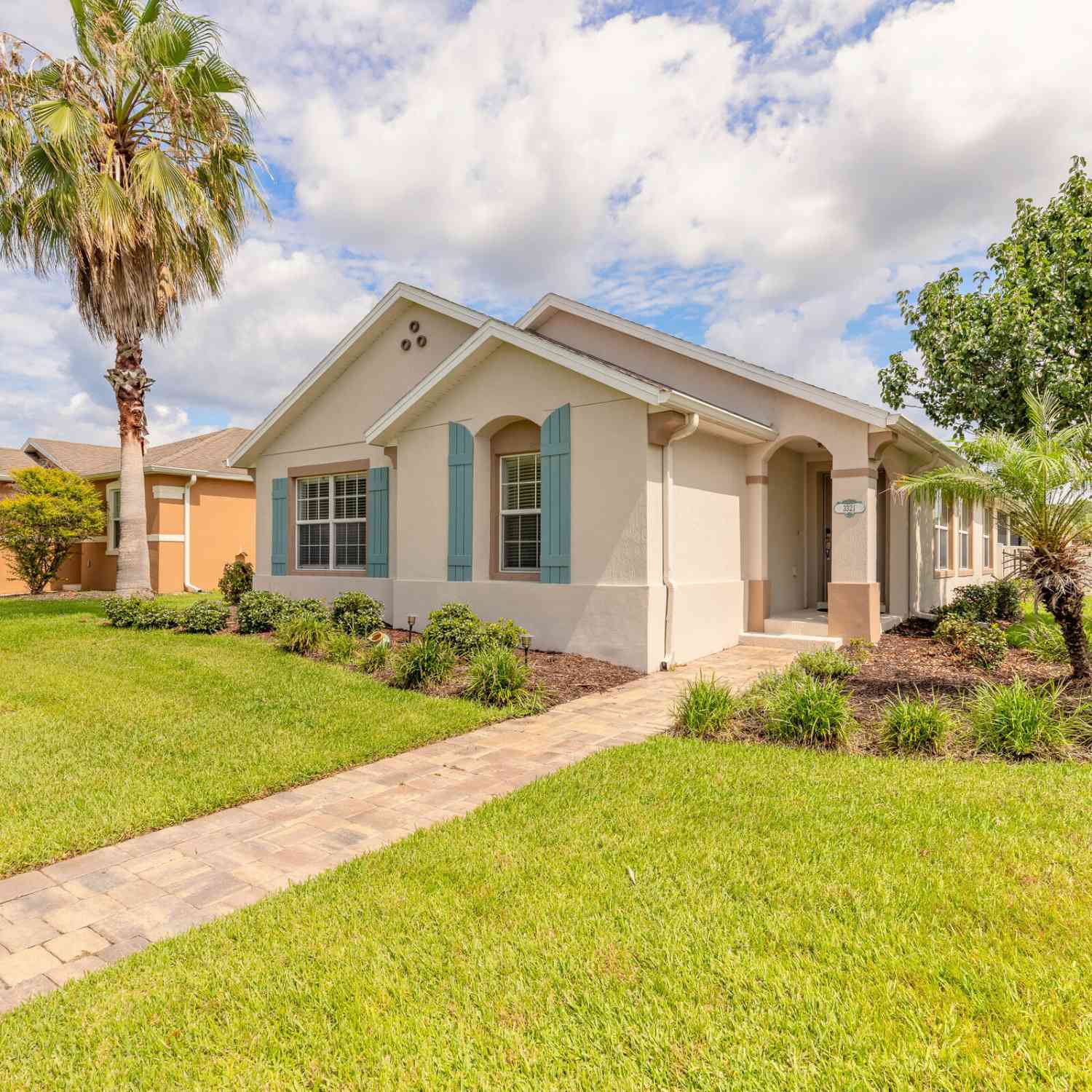 Homes For Sale - 3321 Pintello Avenue<br/> New Smyrna Beach, FL 32168