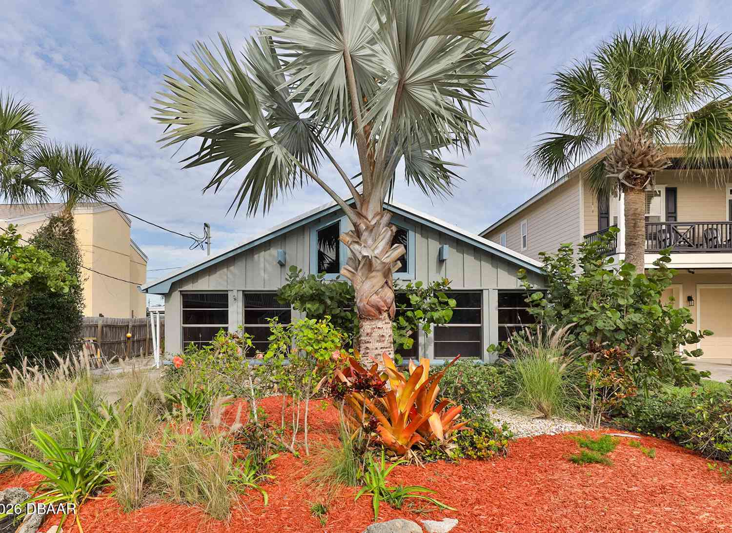Homes For Sale - 314 Due East Street<br/> New Smyrna Beach, FL 32169
