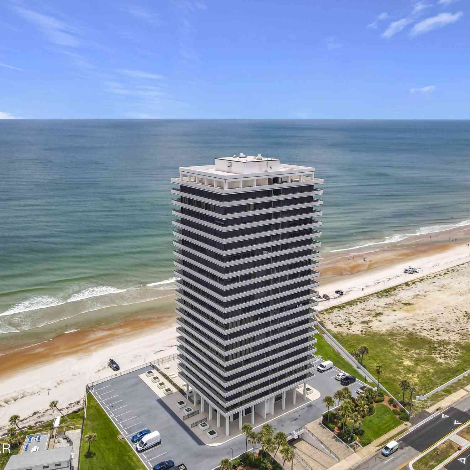 Condo For Sale - 2200 N Atlantic Avenue #402<br/> Daytona Beach, FL 32118