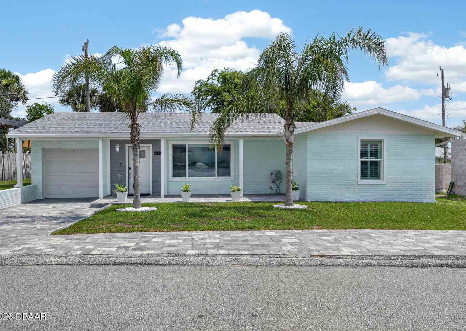Homes For Sale - 403 Frances Terrace<br/> Daytona Beach, FL 32118