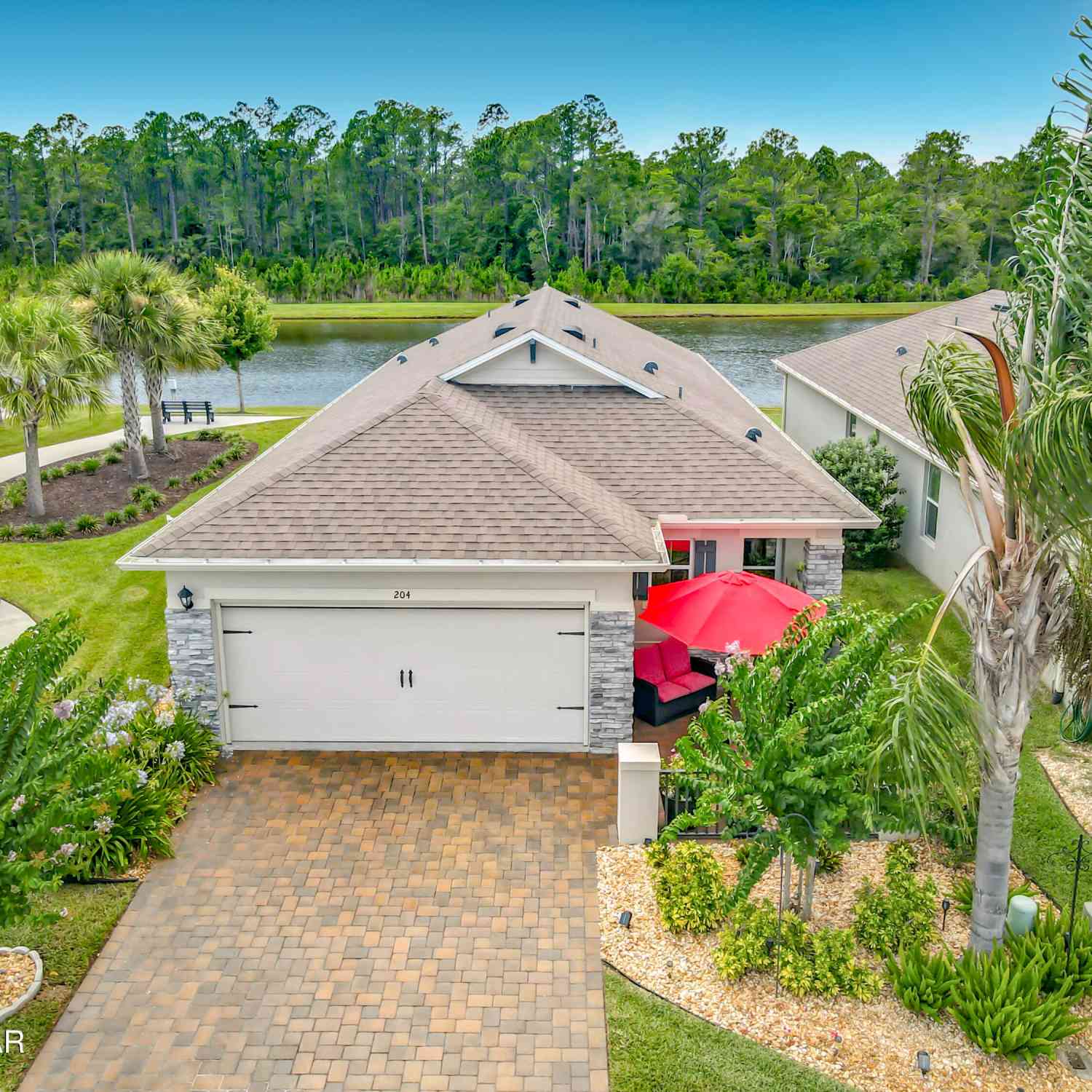 Homes For Sale - 204 Caryota Court<br/> New Smyrna Beach, FL 32168