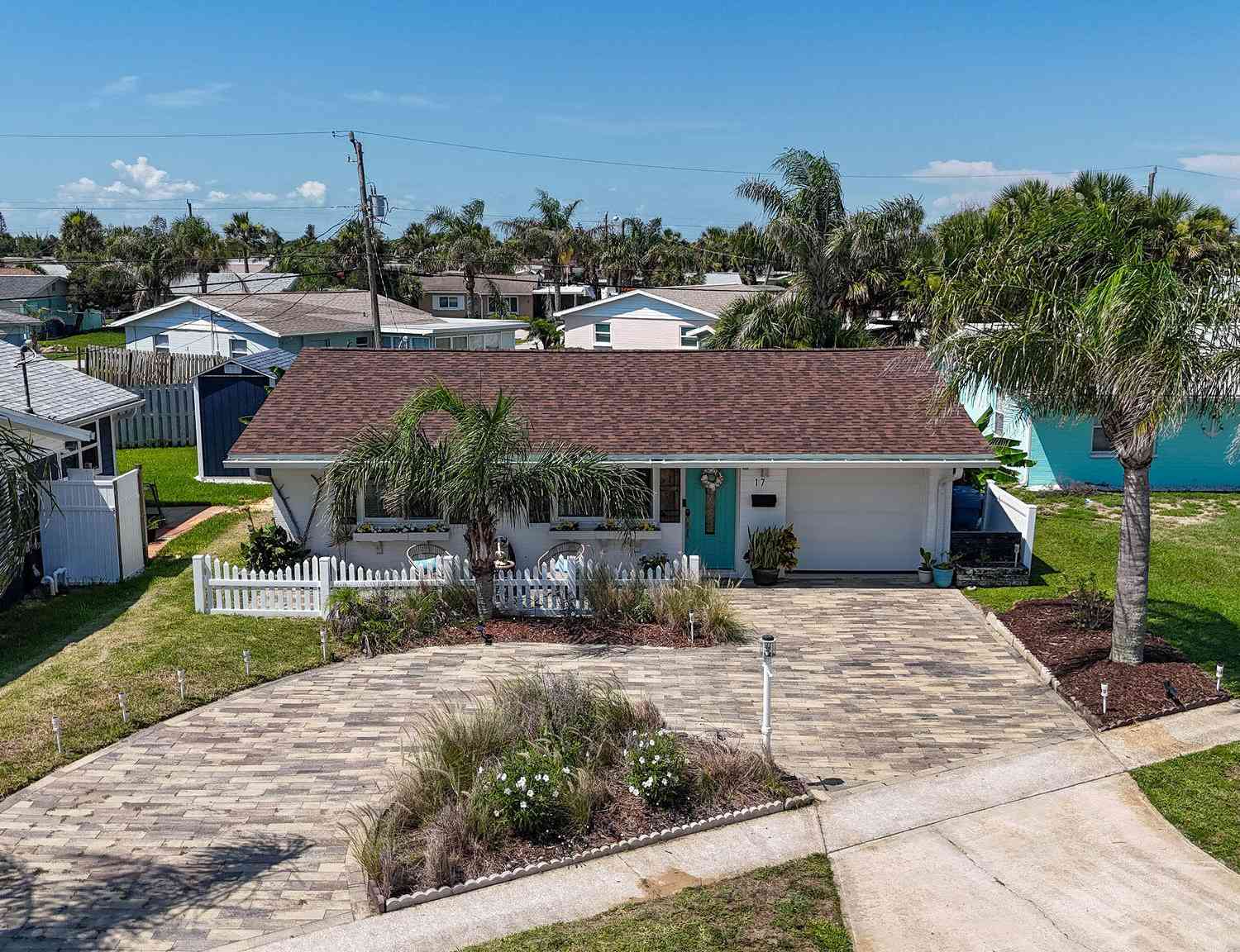 Homes For Sale - 17 River Shore Drive<br/> Volusia County, Ormond Beach, FL 32176