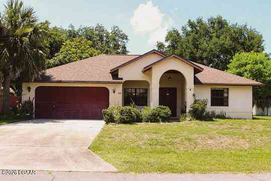 Homes For Sale - 111 Black Bear Lane<br/> Palm Coast, FL 32137