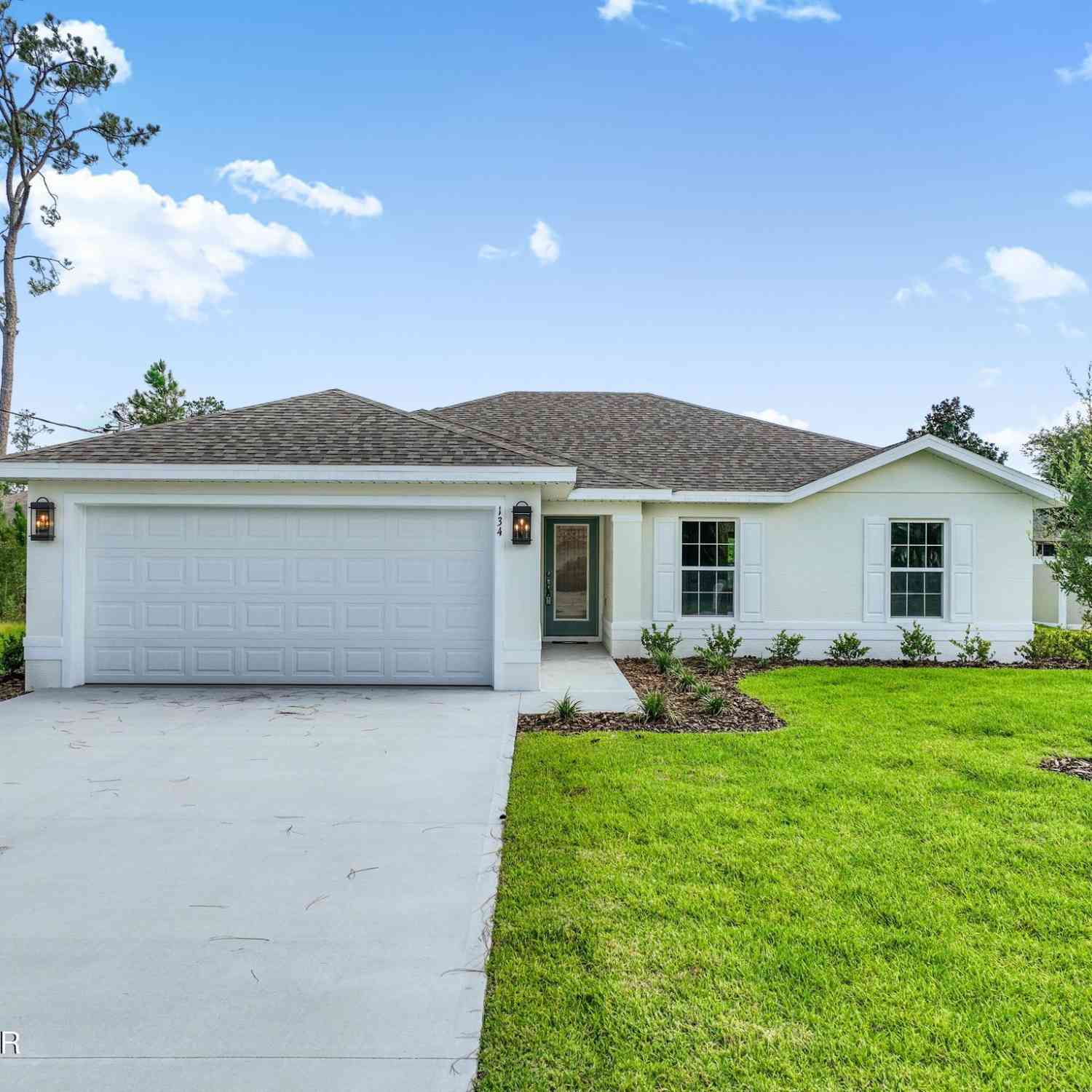 Homes For Sale - 35 Palm Leaf Lane<br/> Flagler County, Palm Coast, FL 32164