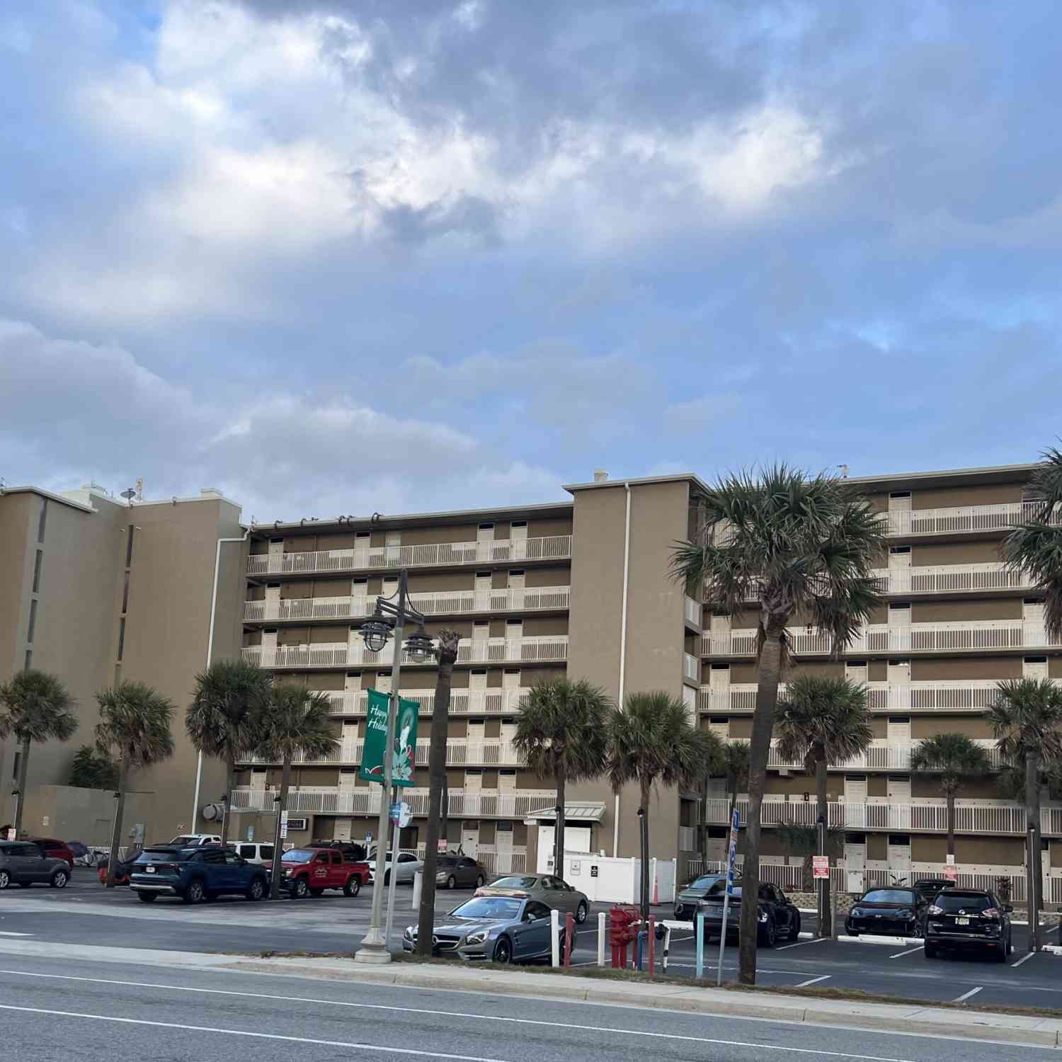 Condo For Sale - 3501 S Atlantic Avenue #401<br/> Daytona Beach Shores, FL 32118