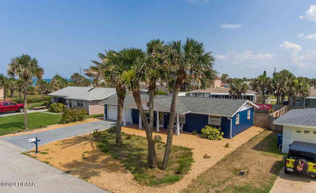 Homes For Sale - 8 Ocean Crest Drive<br/> Ormond Beach, FL 32176