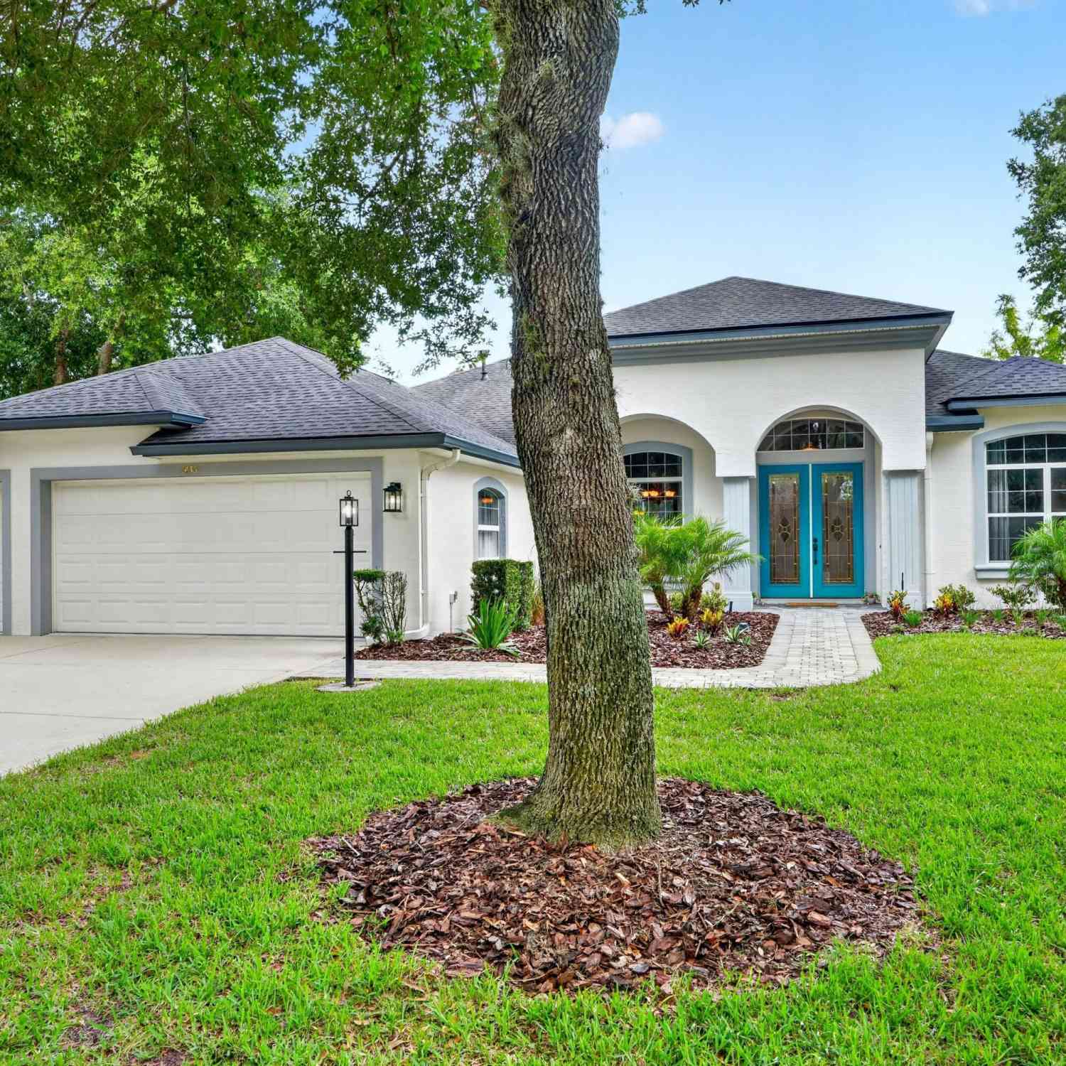 Homes For Sale - 1435 Dolph Circle<br/> Ormond Beach, FL 32174