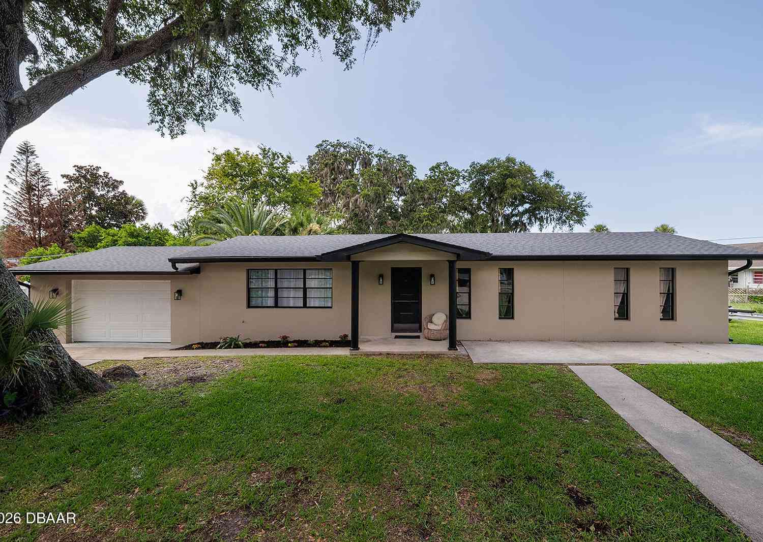 Homes For Sale - 764 Reed Canal Road<br/> Volusia County, South Daytona, FL 32119