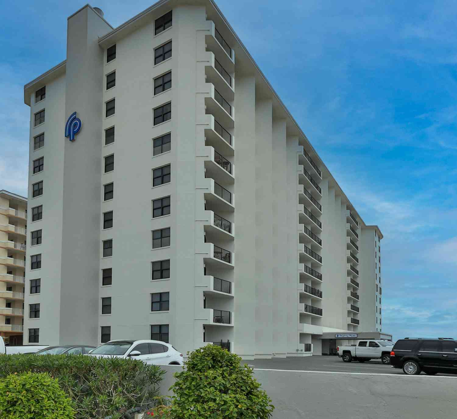 Condo For Sale - 1415 Ocean Shore Boulevard #211<br/> Volusia County, Ormond Beach, FL 32176