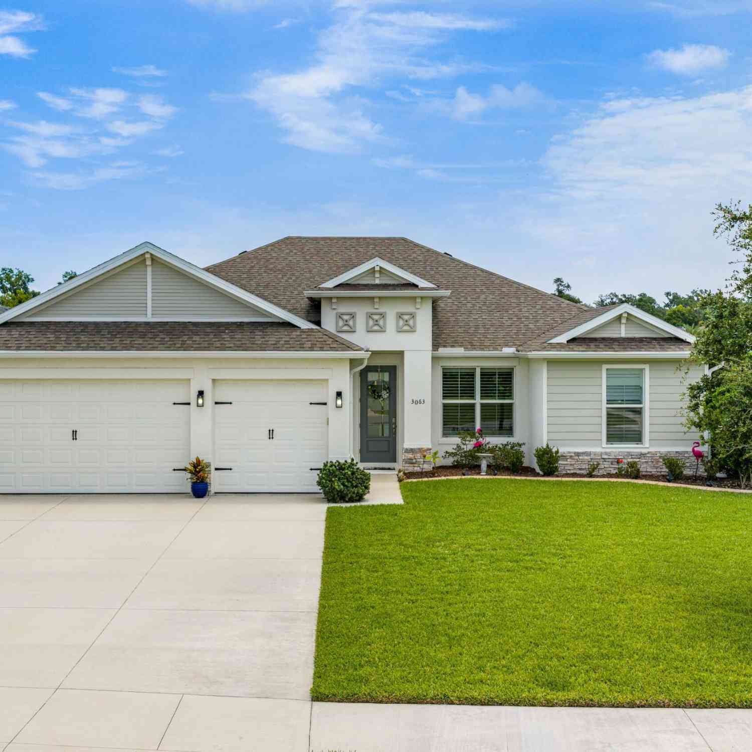Homes For Sale - 3063 Silvermines Avenue<br/> Ormond Beach, FL 32174