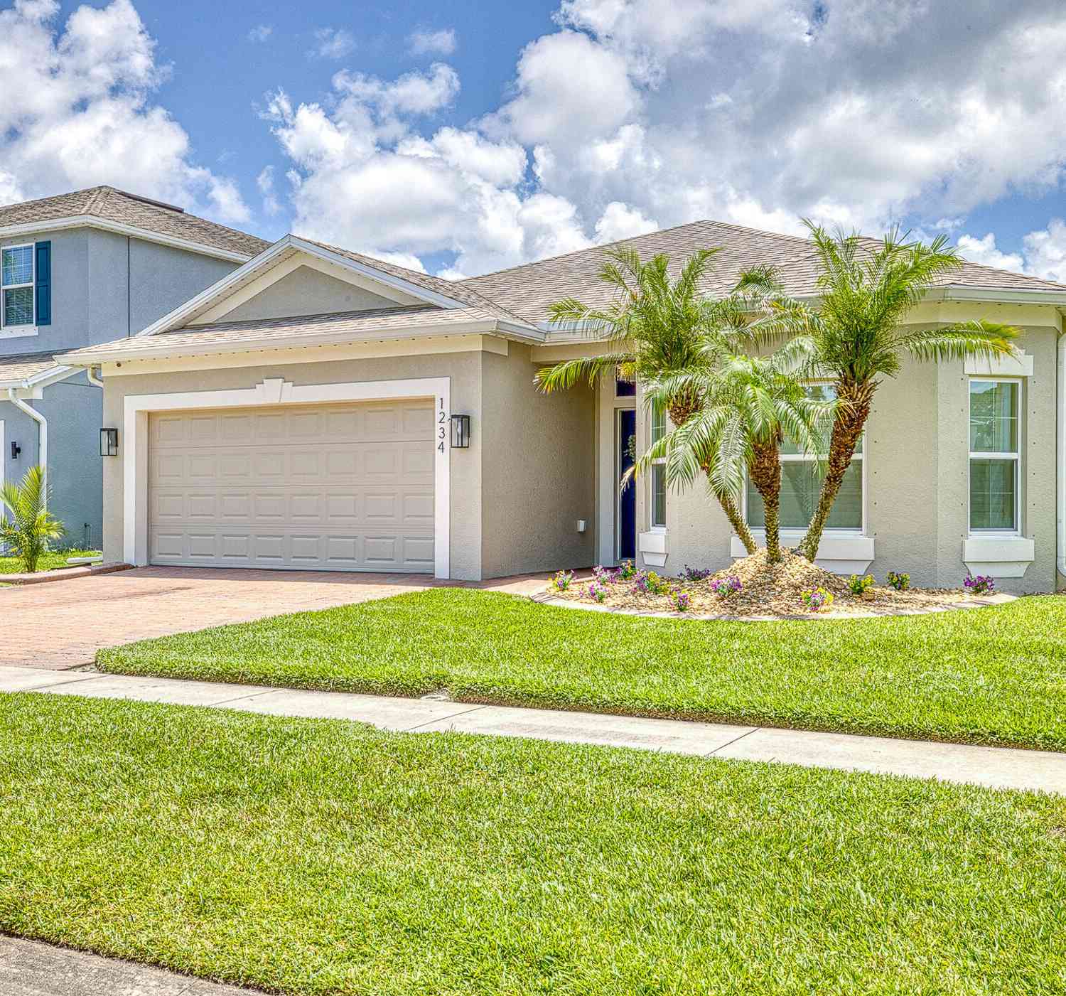 Homes For Sale - 1234 Cap Diville Avenue<br/> Port Orange, FL 32129