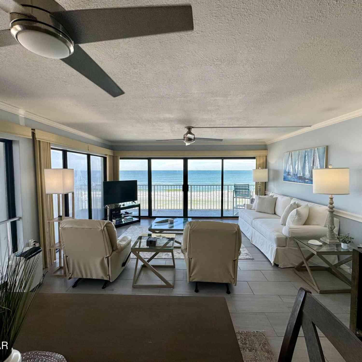 Condo For Rent - 1571 S Atlantic Avenue #410<br/> New Smyrna Beach, FL 32169