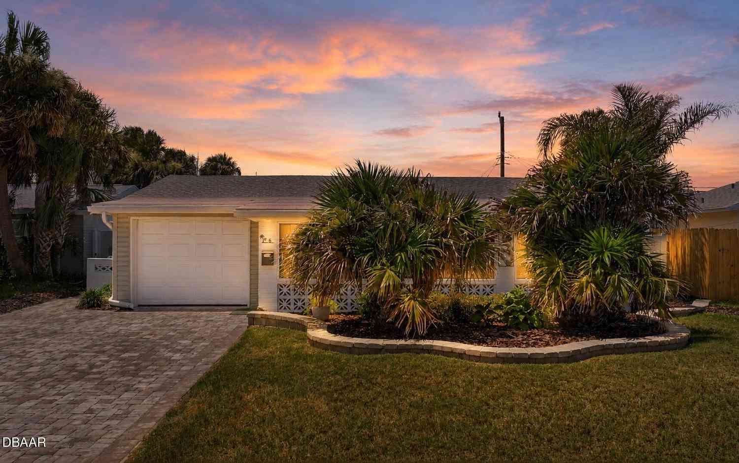 Homes For Sale - 6 Tropical Drive<br/> Ormond Beach, FL 32176
