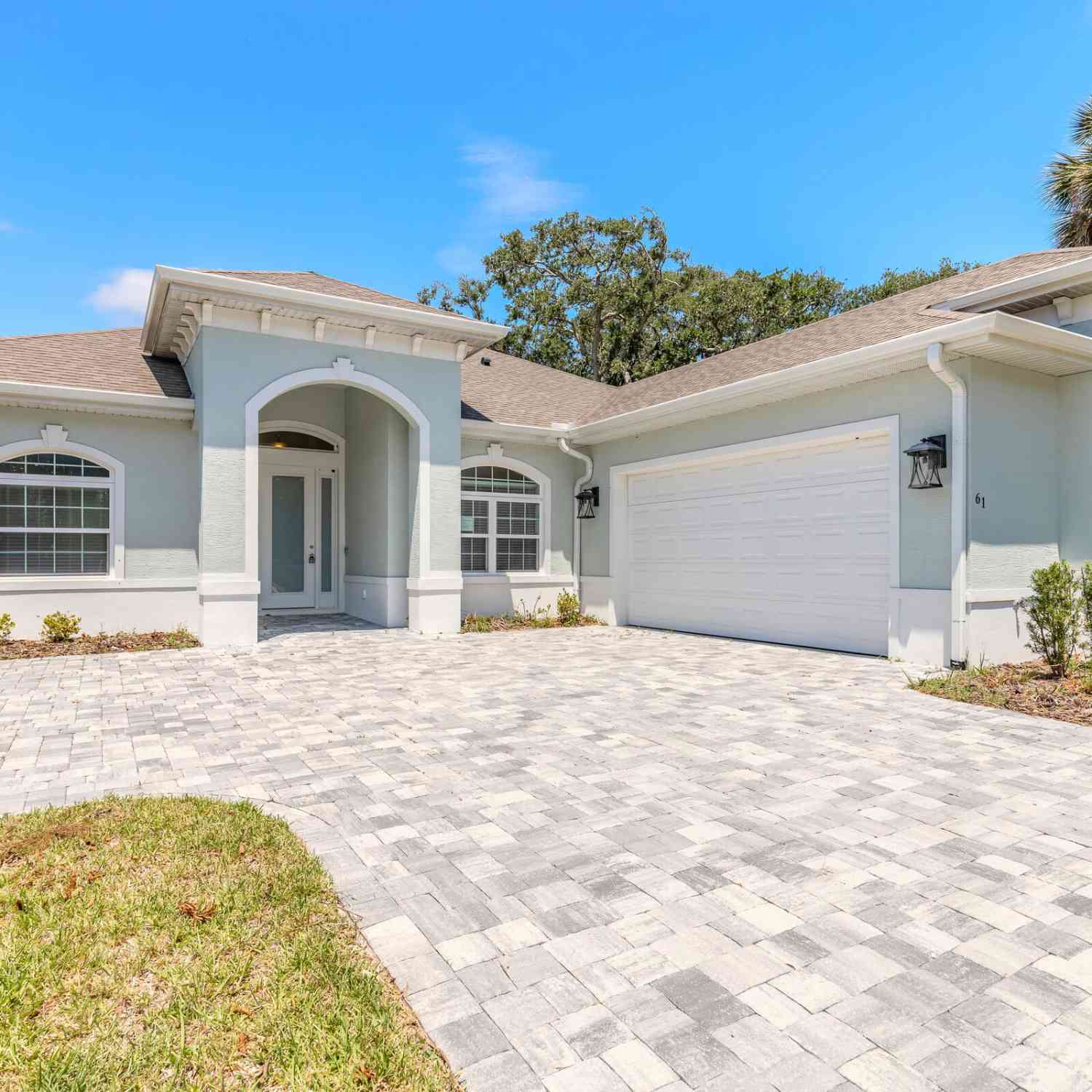 Homes For Sale - 61 N Riverwalk Drive<br/> Flagler County, Palm Coast, FL 32137
