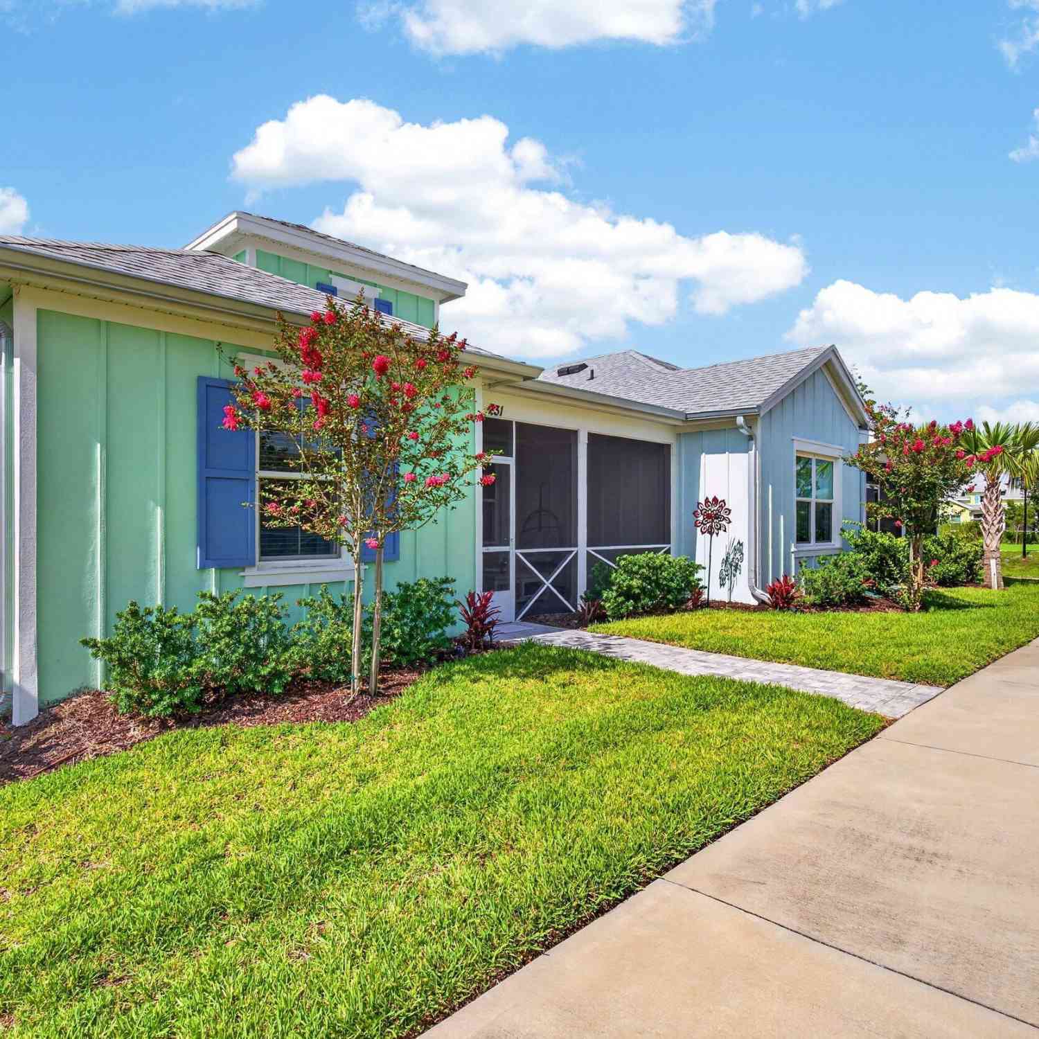 Homes For Sale - 231 Hang Loose Way<br/> Daytona Beach, FL 32124
