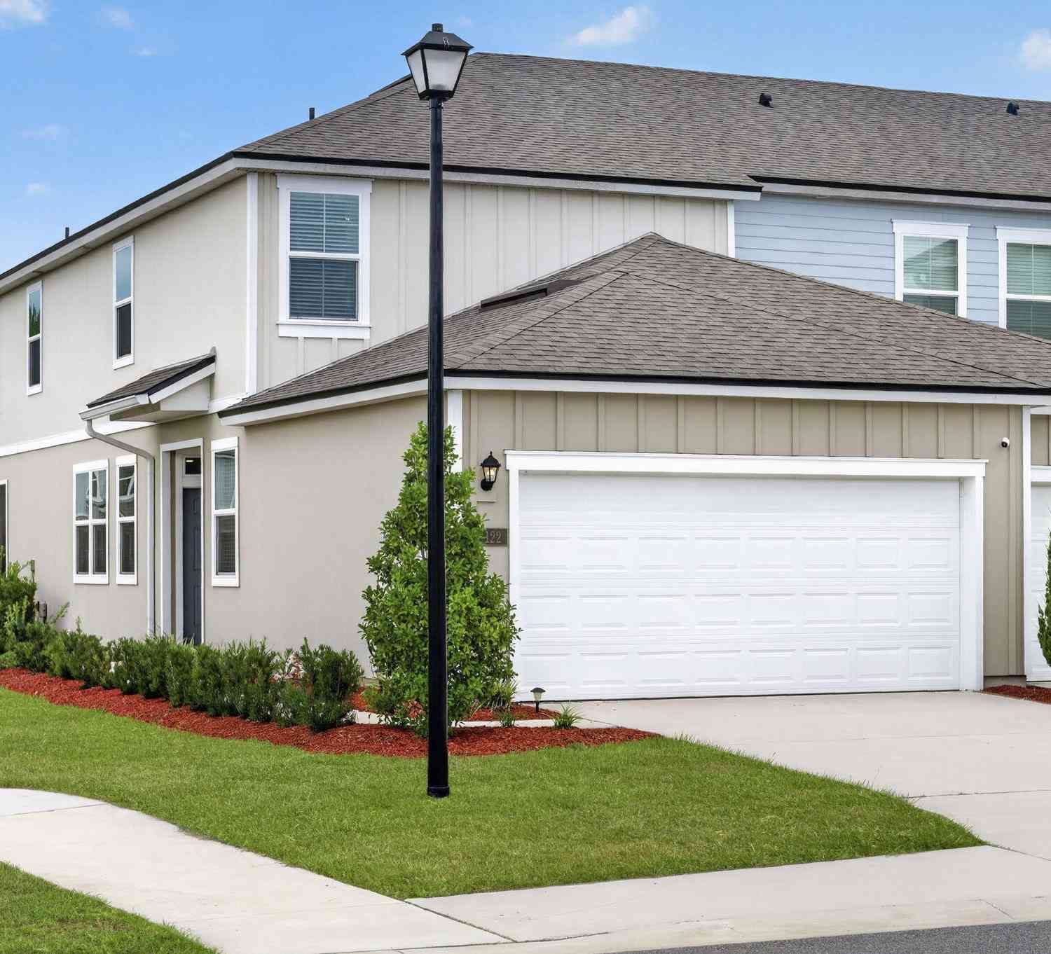 Townhouse For Sale - 122 Redbud Road<br/> Flagler County, Palm Coast, FL 32137