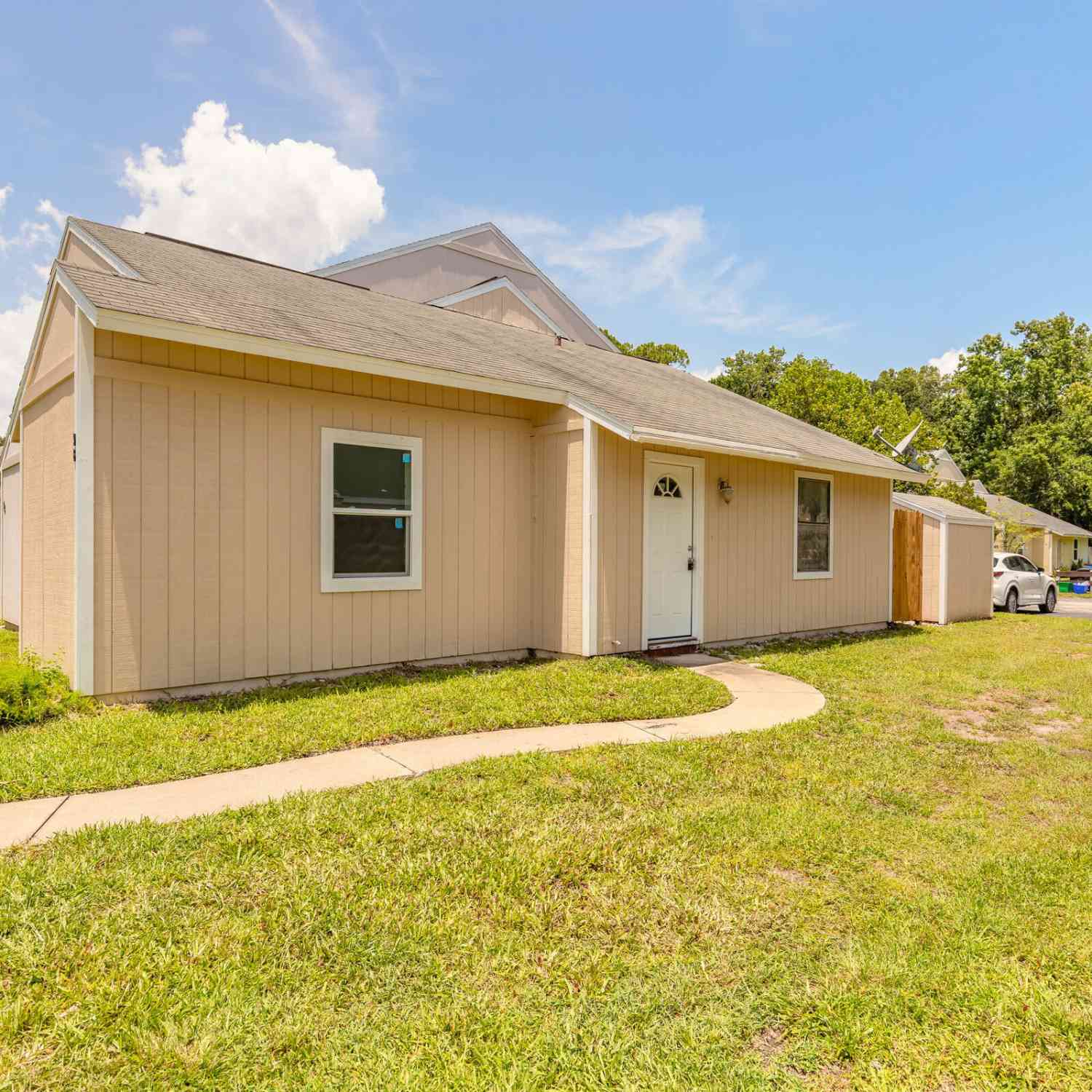Homes For Sale - 96 Tomoka Meadows Boulevard<br/> Ormond Beach, FL 32174