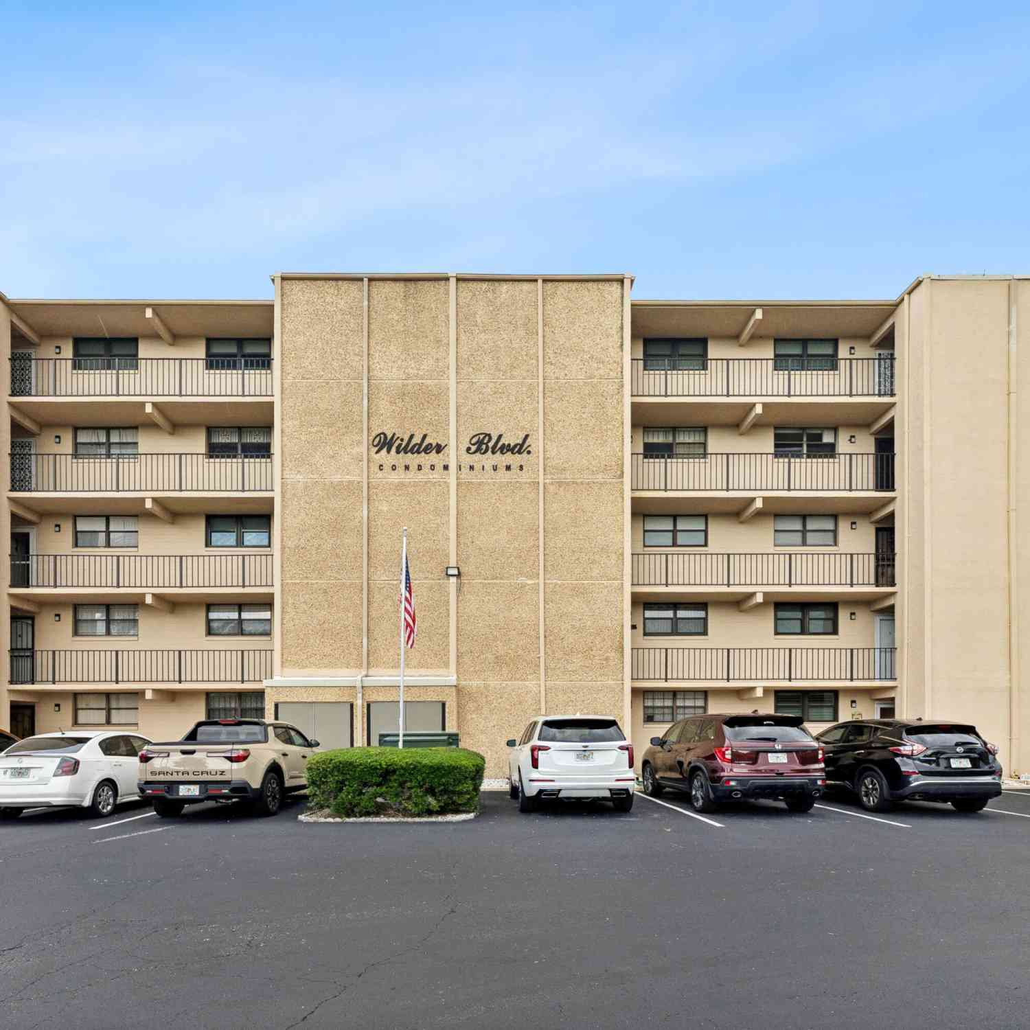 Condo For Sale - 325 Wilder Boulevard #A404<br/> Volusia County, Daytona Beach, FL 32114