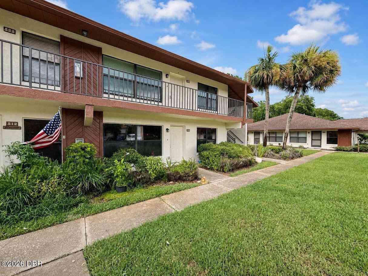 Condo For Rent - 108 Lacosta Lane #523<br/> Daytona Beach, FL 32114