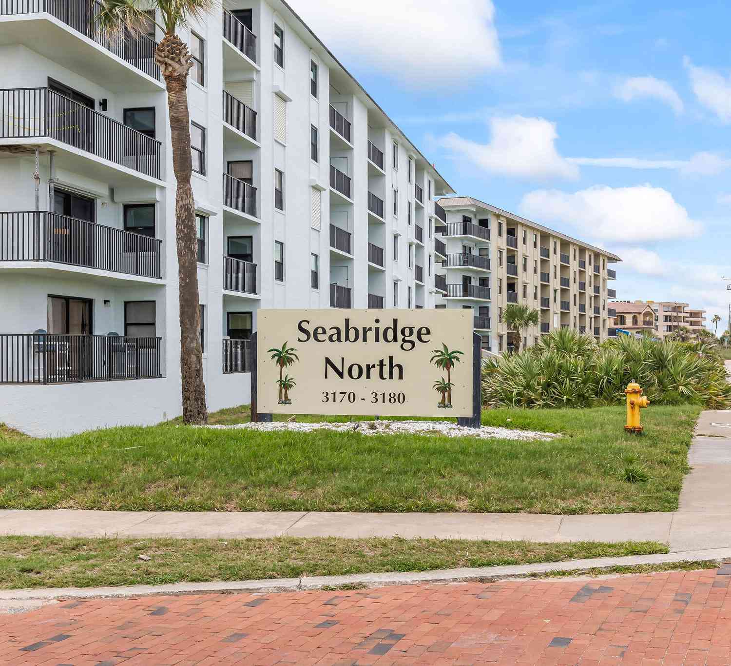 Condo For Sale - 3180 Ocean Shore Boulevard #510<br/> Volusia County, Ormond Beach, FL 32176