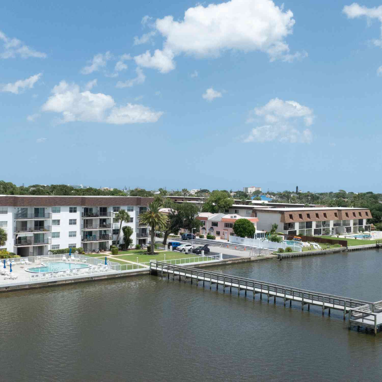 Condo For Sale - 118 S Halifax Avenue #404<br/> Volusia County, Daytona Beach, FL 32118