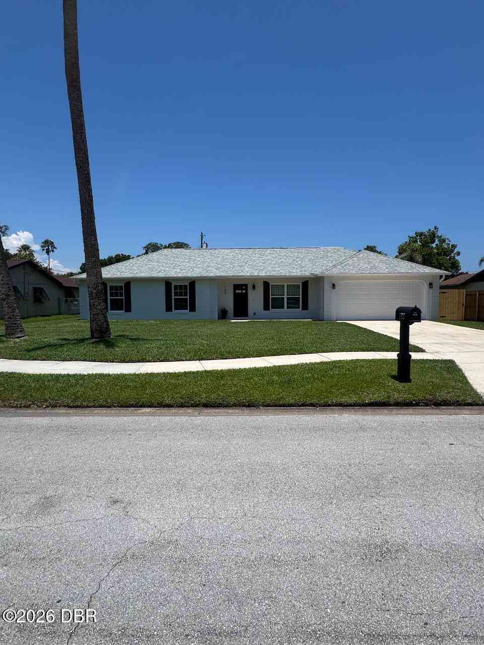 Homes For Sale - 790 Bennett Road<br/> South Daytona, FL 32119