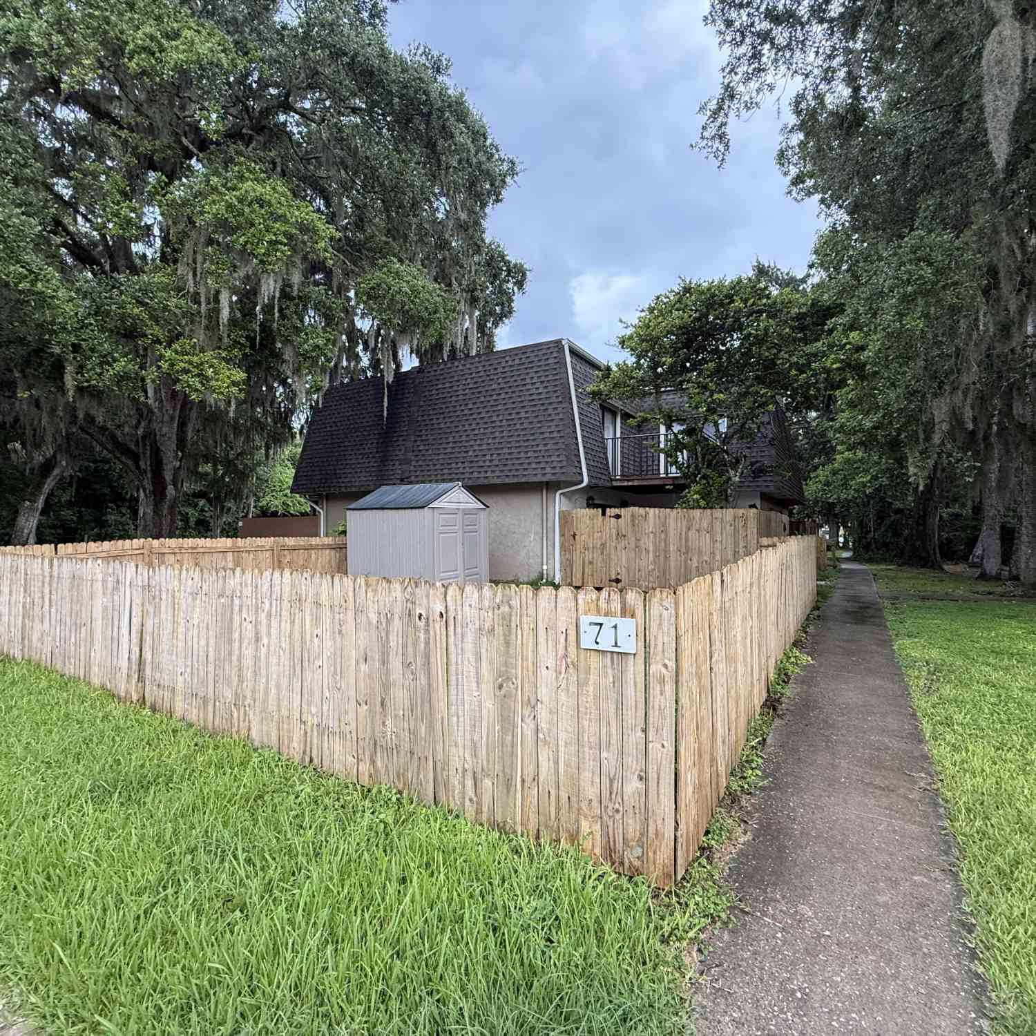 Townhouse For Rent - 71 Springwood Square<br/> Port Orange, FL 32129