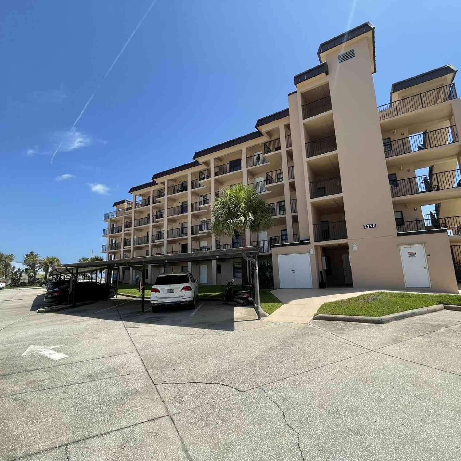 Condo For Rent - 2390 Ocean Shore Boulevard #402<br/> Ormond Beach, FL 32176