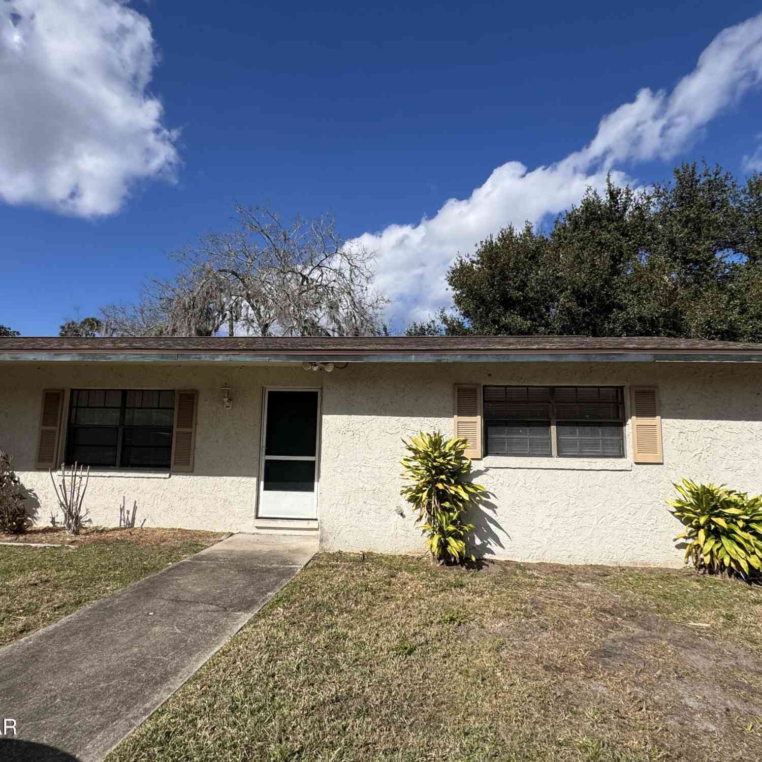 Multifamily For Rent - 319 Cavanah Drive #B<br/> Volusia County, Holly Hill, FL 32117