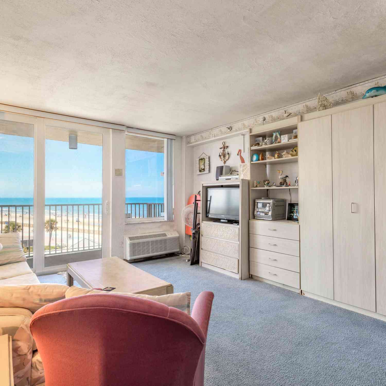 Condo For Sale - 701 S Atlantic Avenue #417<br/> Daytona Beach, FL 32118
