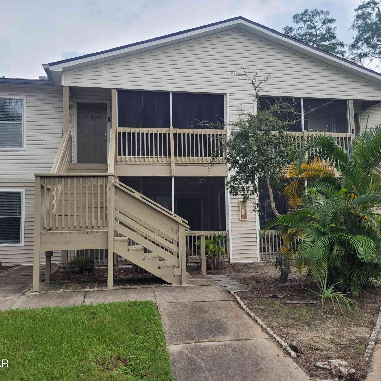 Condo For Sale - 1600 Big Tree Road #F 1<br/> Daytona Beach, FL 32119