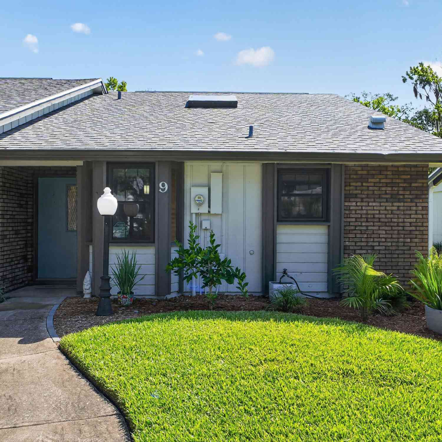 Townhouse For Sale - 9 Arbor Lake Park<br/> Ormond Beach, FL 32174