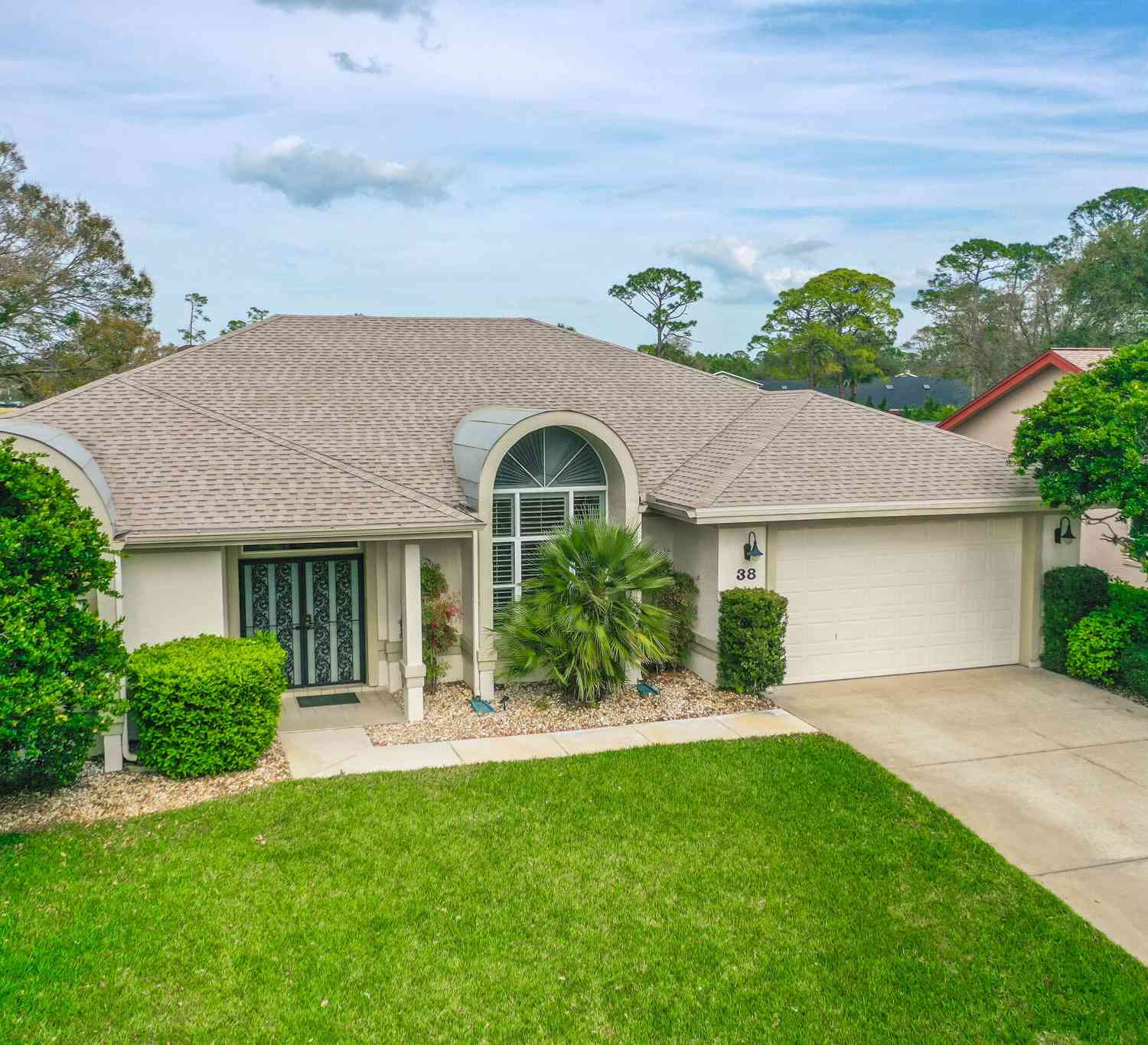 Homes For Sale - 38 Kingsley Circle<br/> Ormond Beach, FL 32174