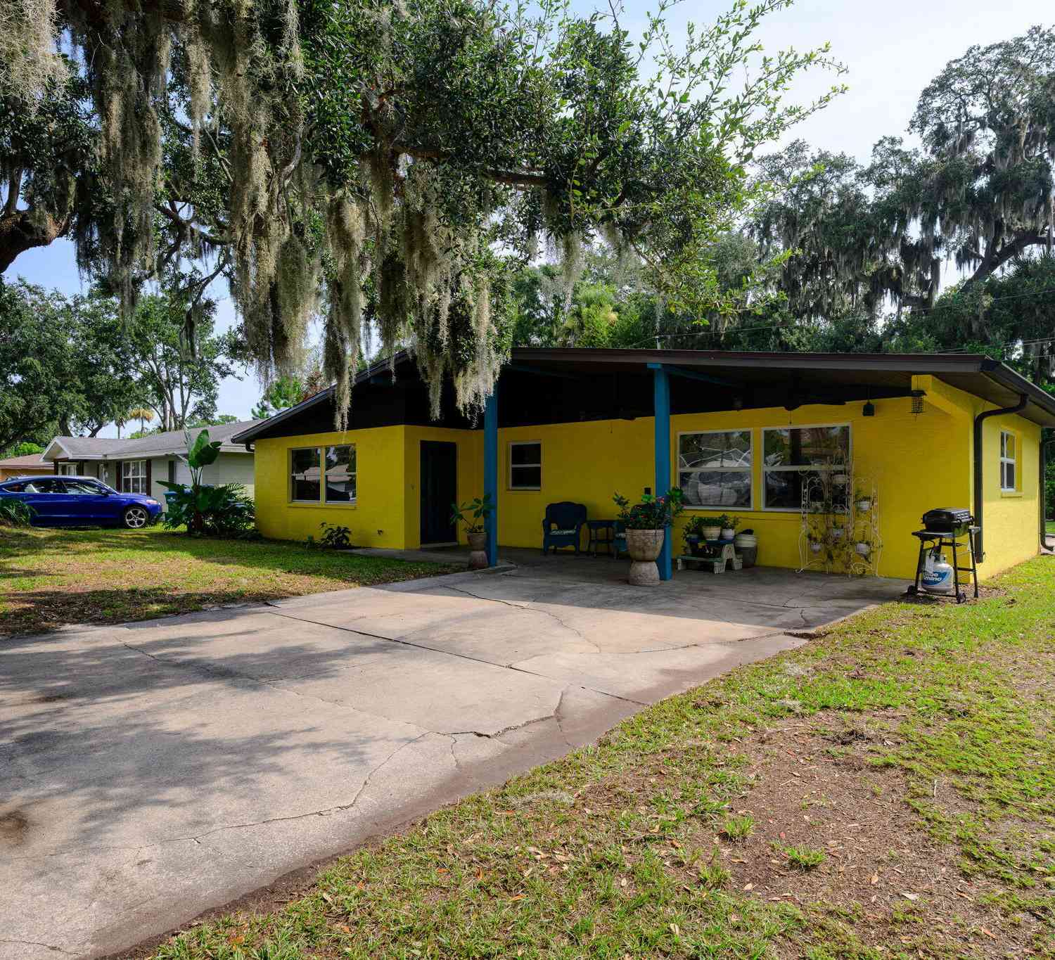 Homes For Sale - 1003 Cherokee Ranch Road<br/> Holly Hill, FL 32117
