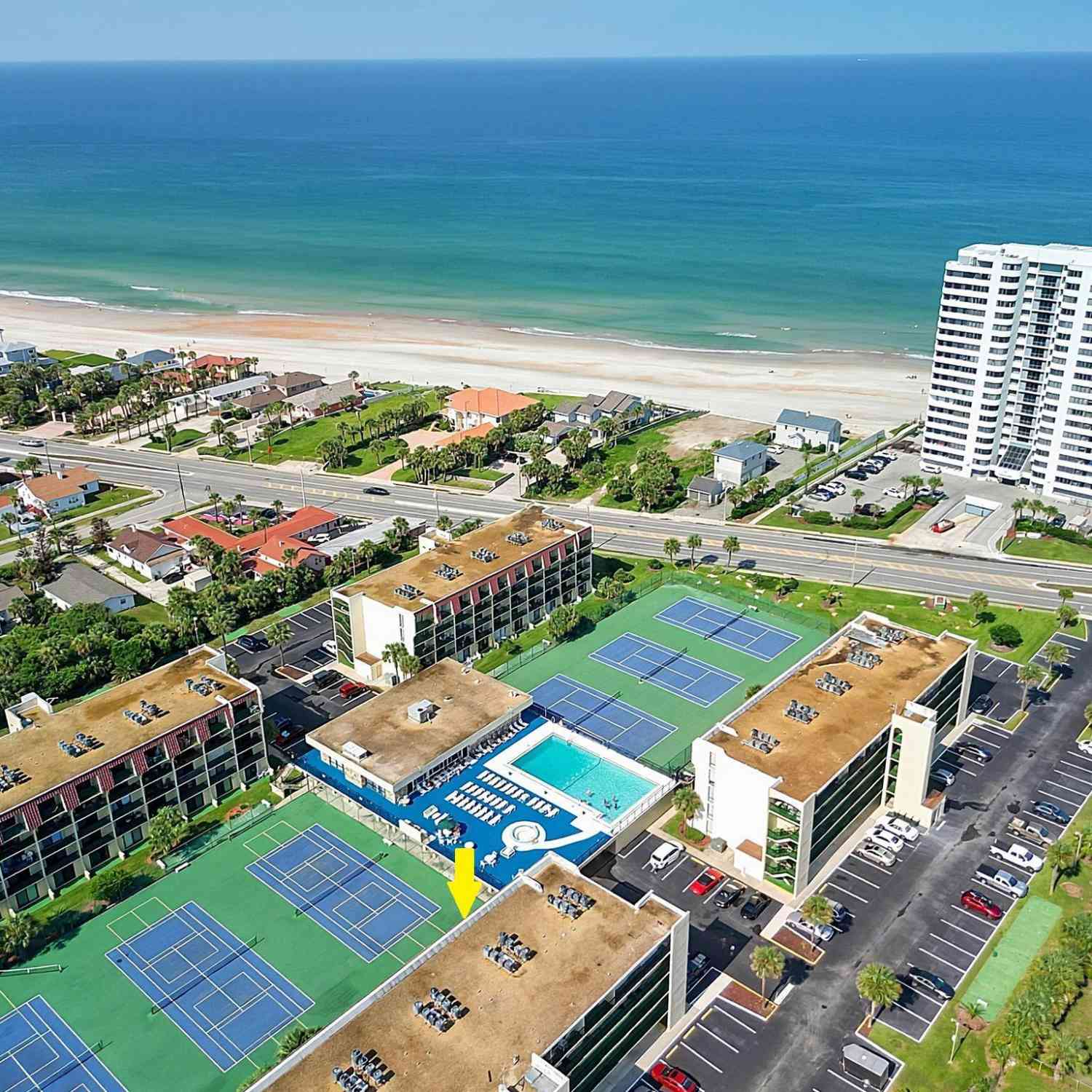 Condo For Sale - 1433 N Atlantic Avenue #329<br/> Daytona Beach, FL 32118