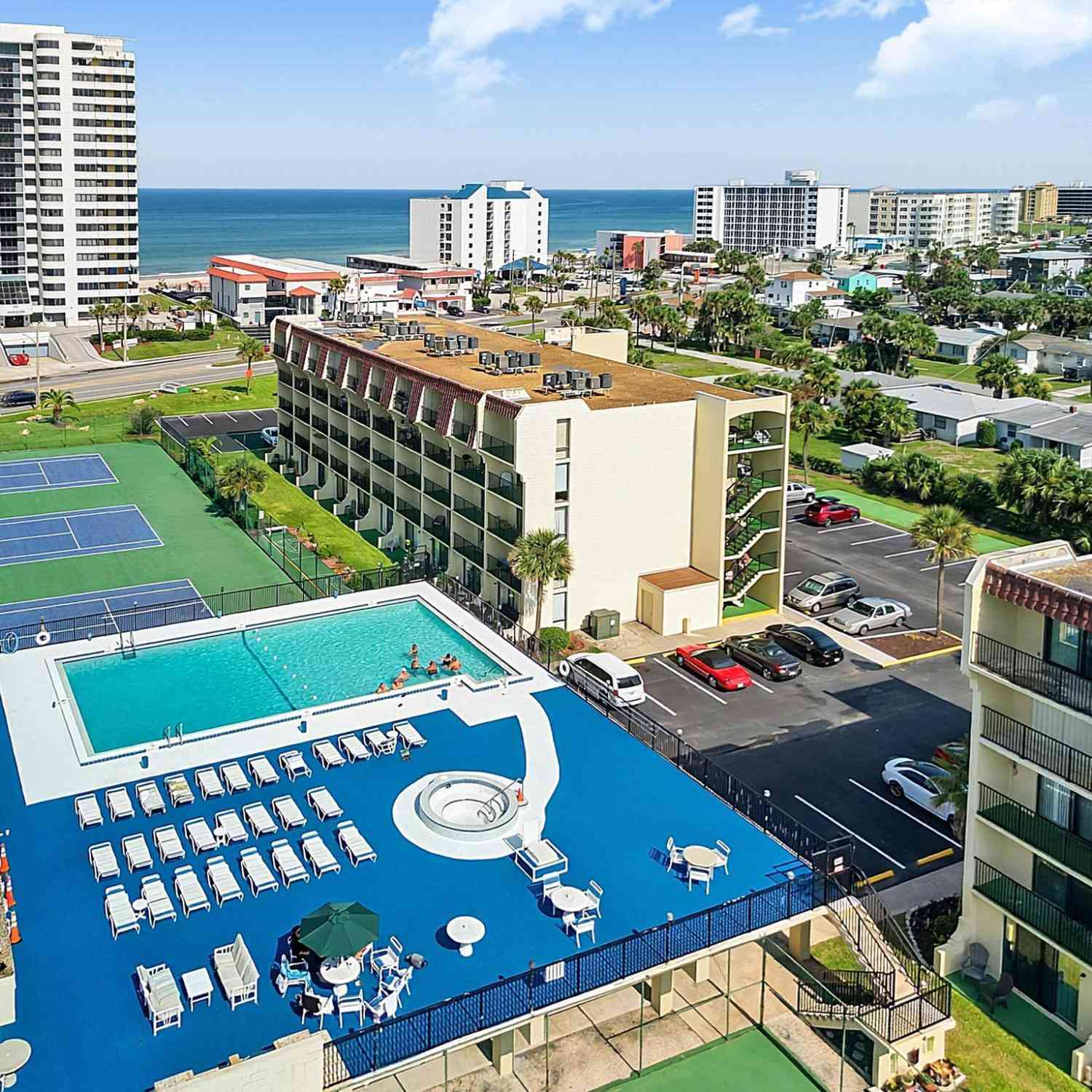 Condo For Sale - 1433 N Atlantic Avenue #329<br/> Daytona Beach, FL 32118