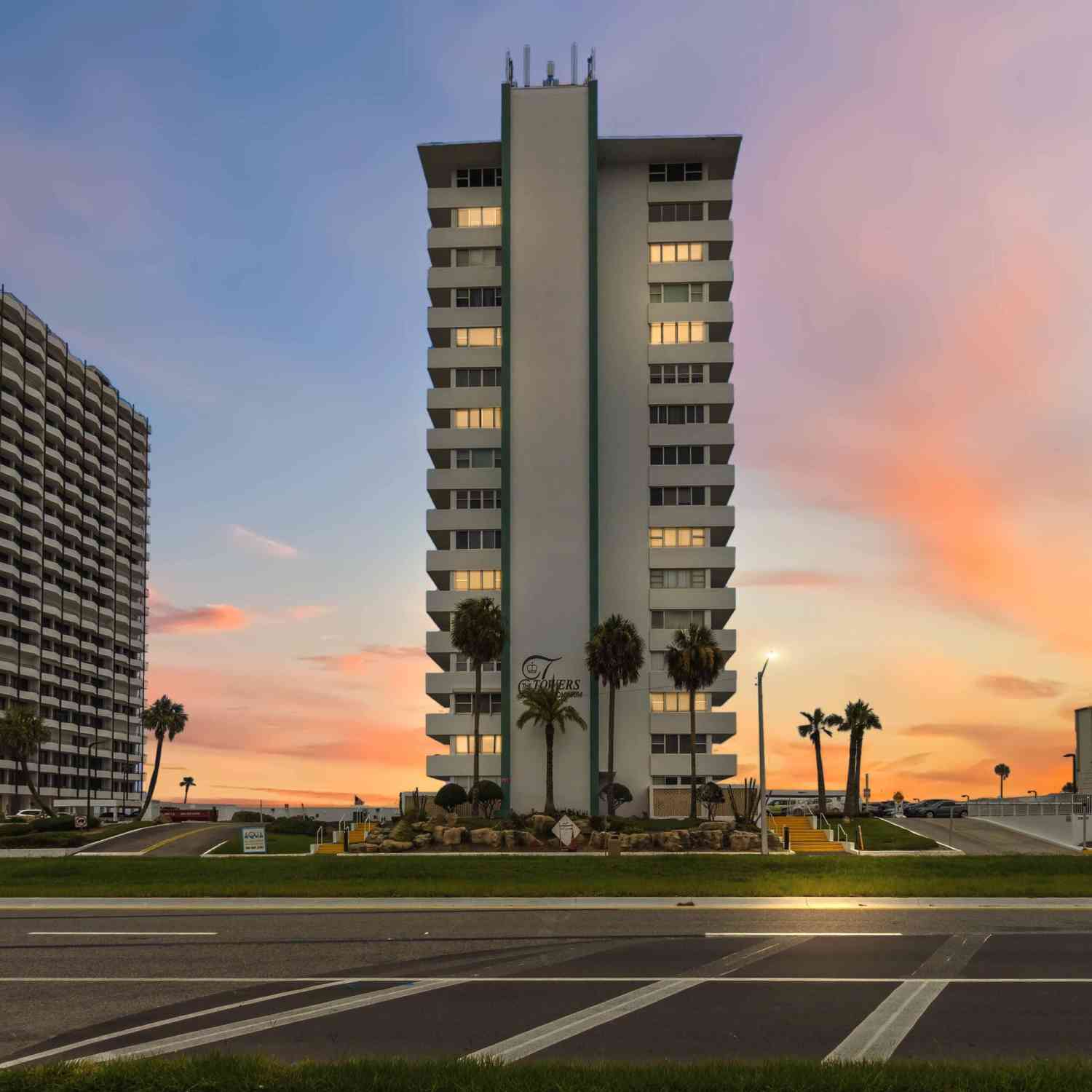 Condo For Sale - 2800 N Atlantic Avenue #1105<br/> Daytona Beach, FL 32118