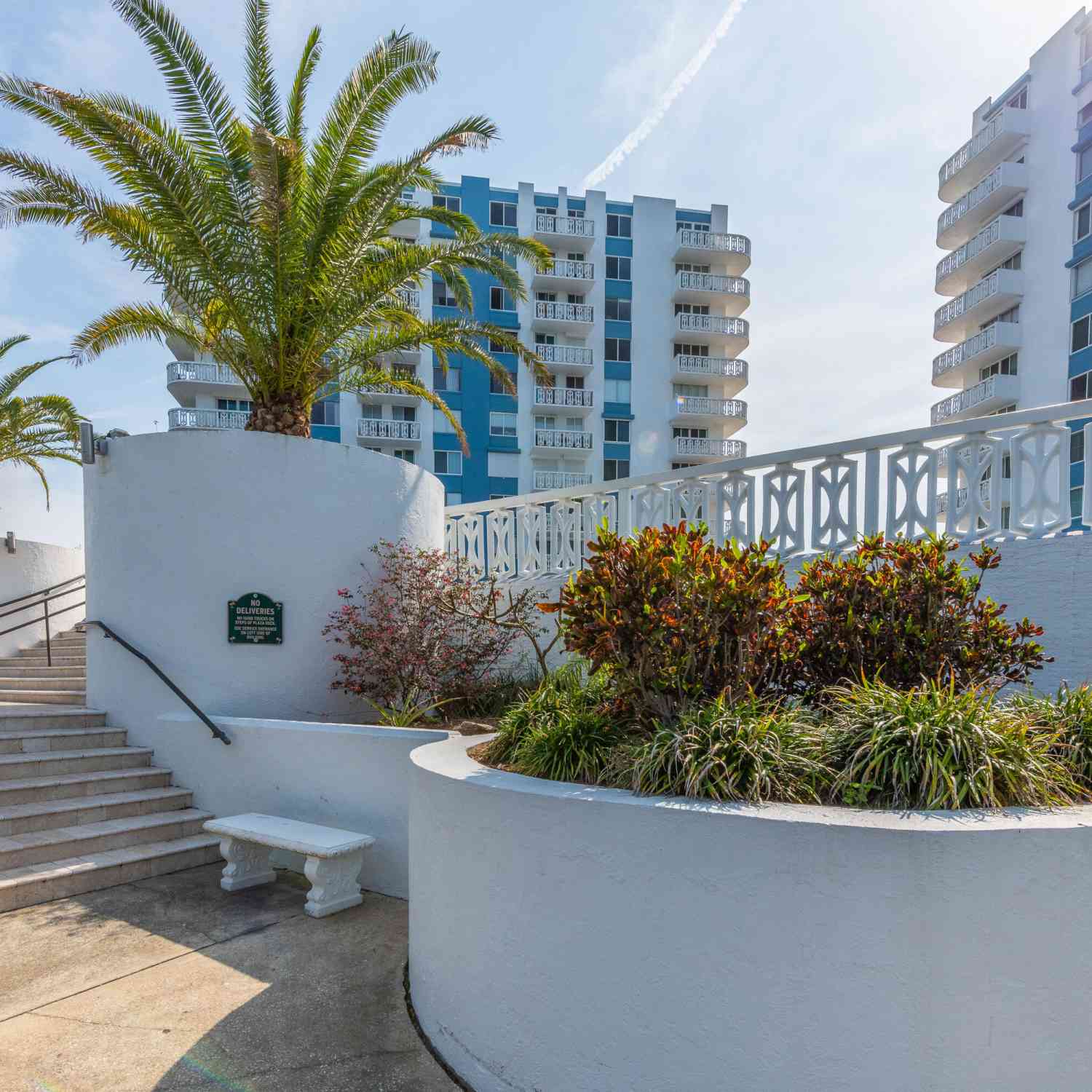Condo For Sale - 935 N Halifax Avenue #601<br/> Daytona Beach, FL 32118