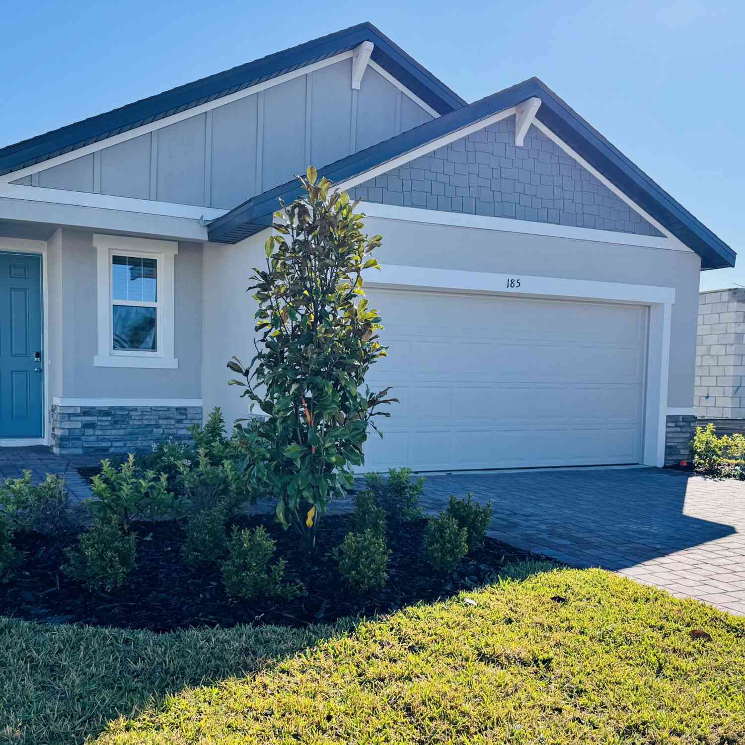 Homes For Sale - 185 Links Terrace Boulevard<br/> Daytona Beach, FL 32124