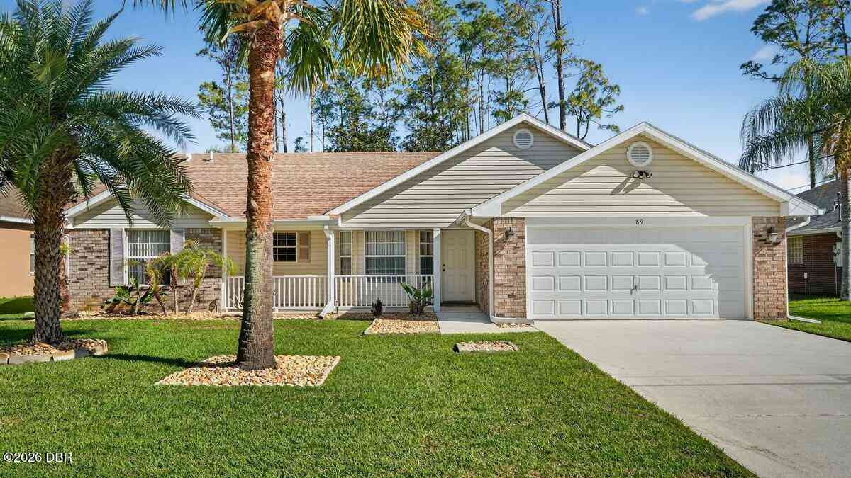 Homes For Sale - 89 Robinson Drive<br/> Flagler County, Palm Coast, FL 32164