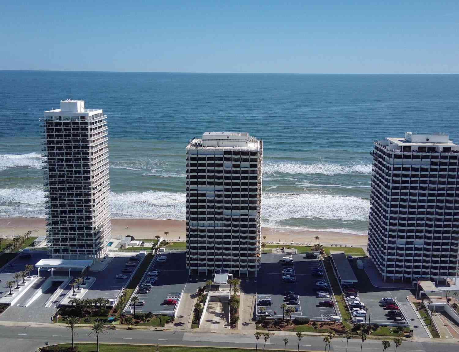 Condo For Rent - 2900 N Atlantic Avenue #103<br/> Daytona Beach, FL 32118