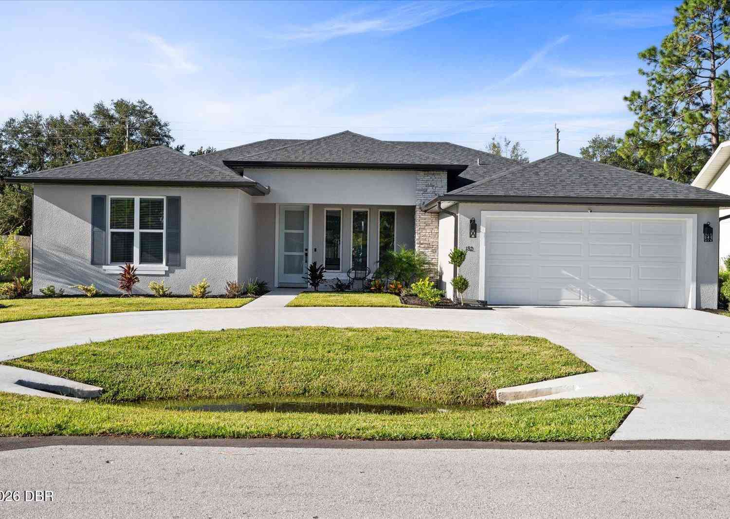 Homes For Sale - 94 Forest Hill Drive<br/> Flagler County, Palm Coast, FL 32137