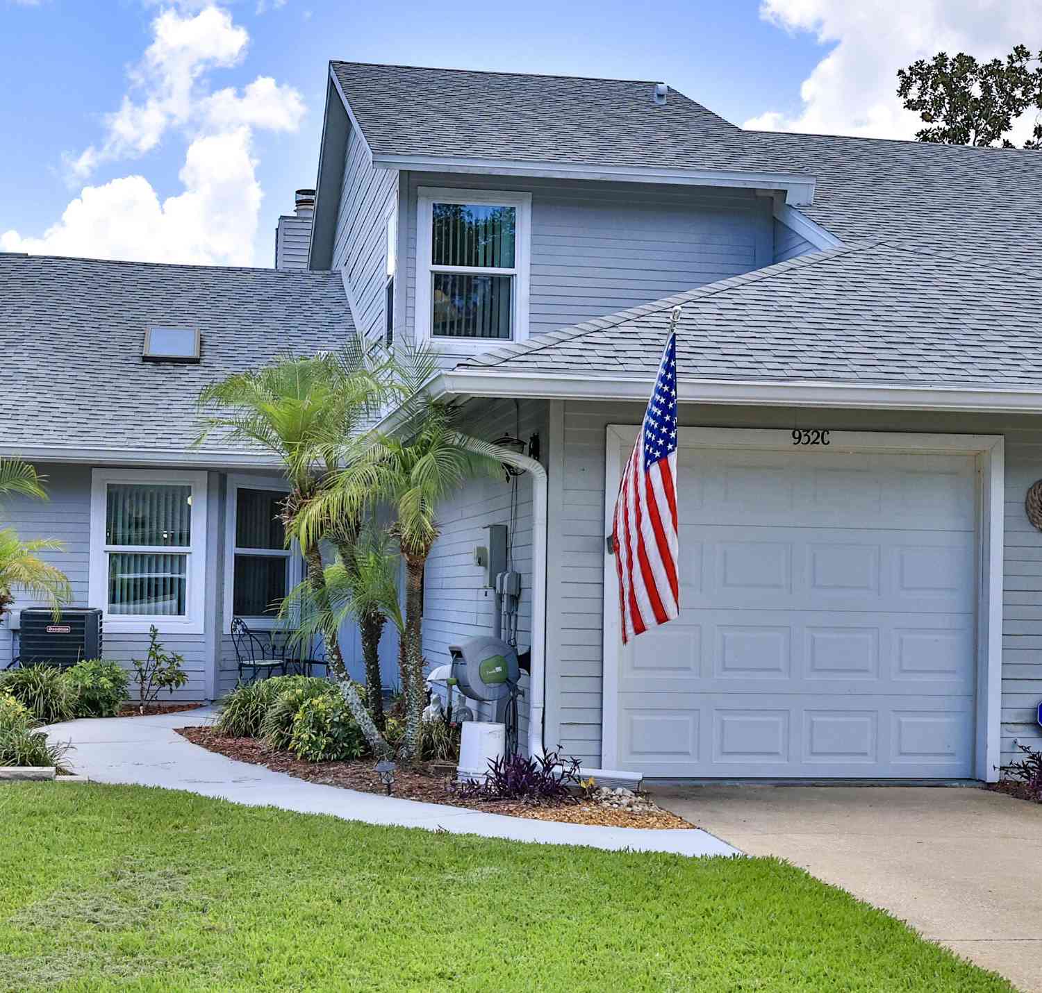 Townhouse For Sale - 932 Meadow View Drive #C<br/> Port Orange, FL 32127