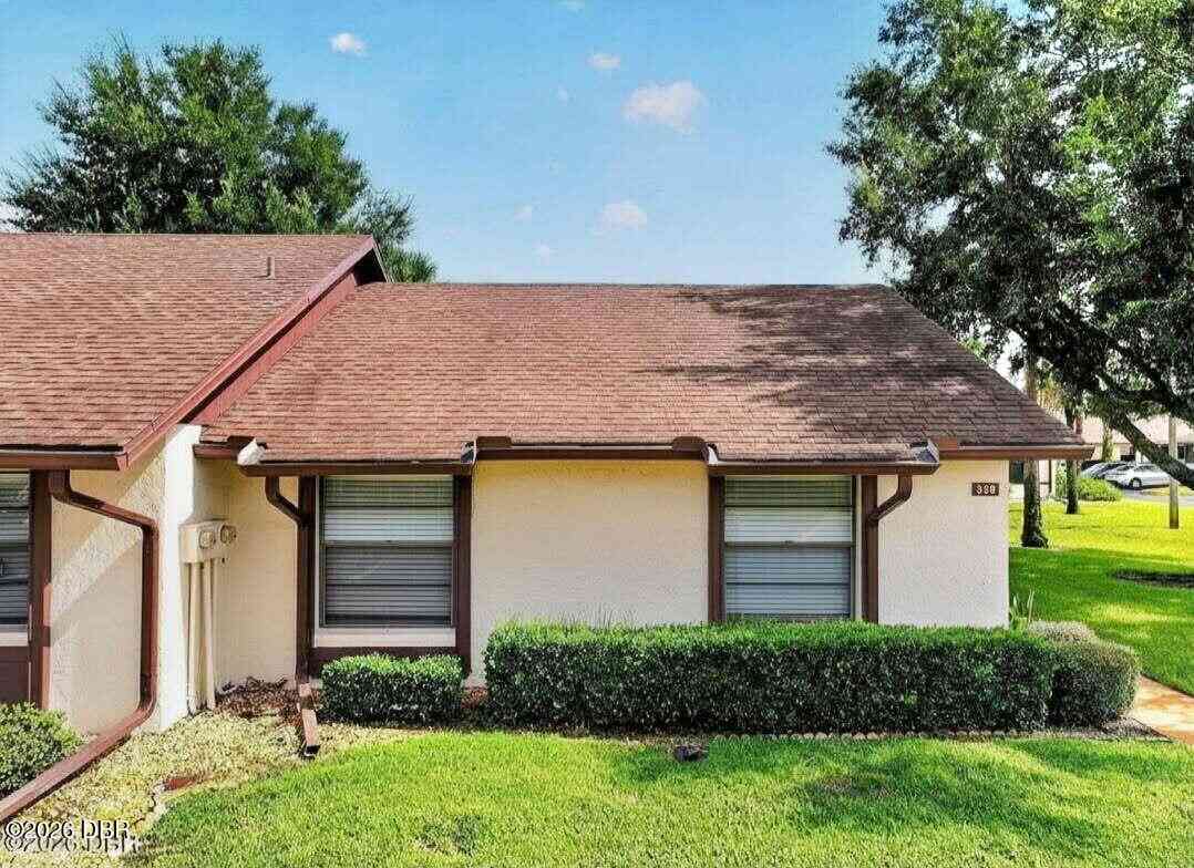 Condo For Sale - 350 Terrace Hill Boulevard #4F<br/> DeBary, FL 32713