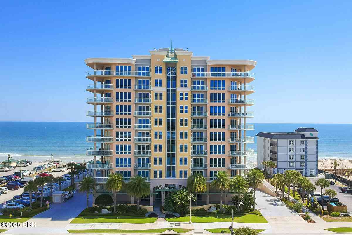 Condo For Sale - 3703 S Atlantic Avenue #206<br/> Volusia County, Daytona Beach Shores, FL 32118