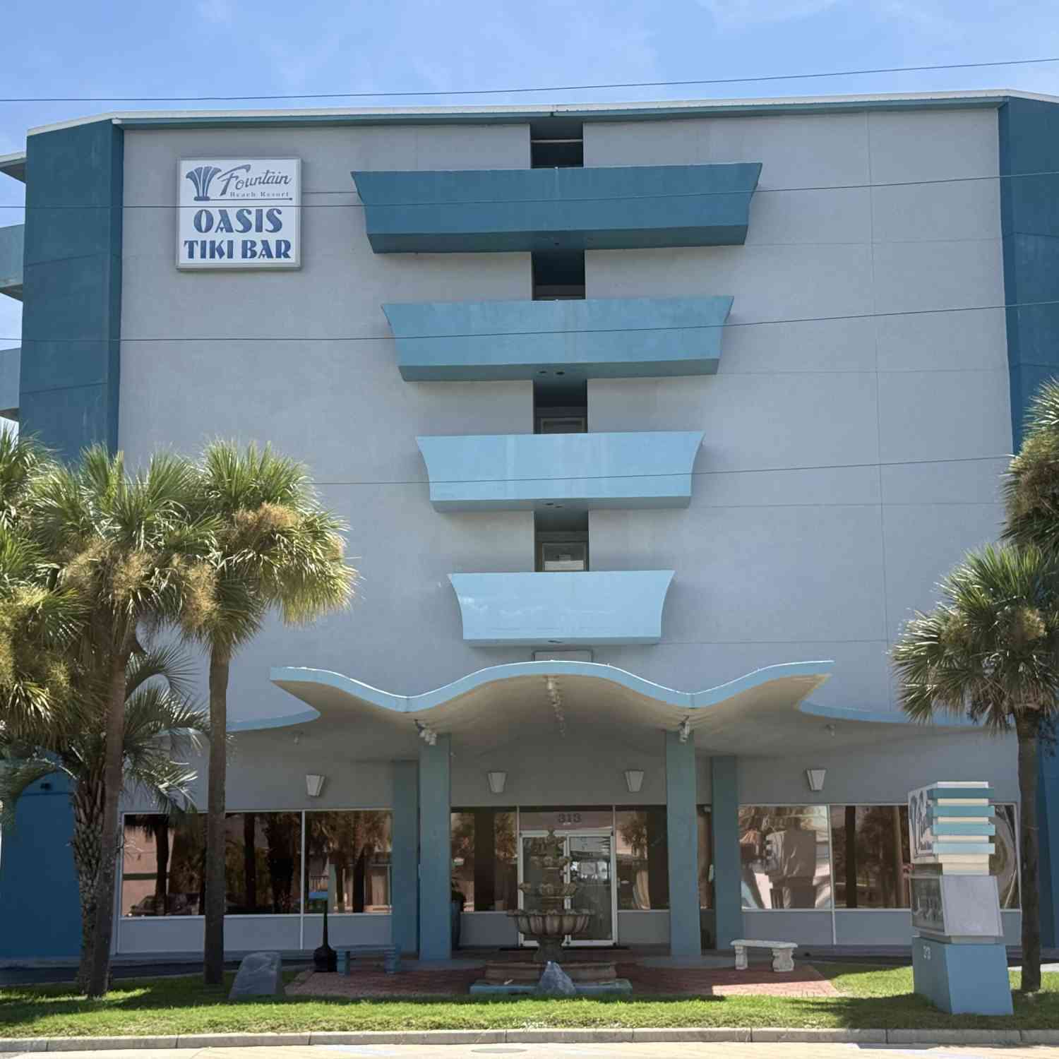 Condo For Sale - 313 S Atlantic Avenue #321<br/> Volusia County, Daytona Beach, FL 32118