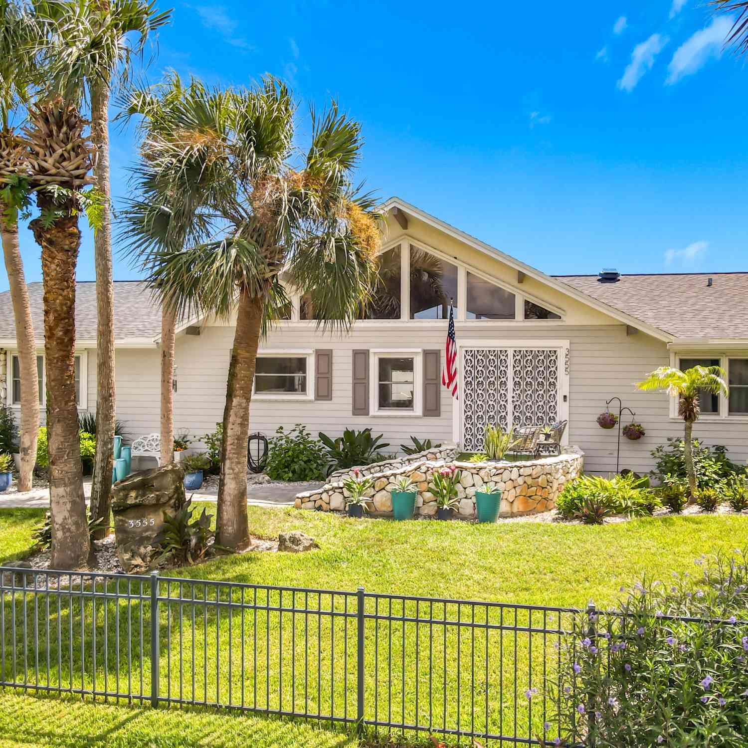 Homes For Sale - 3555 John Anderson Drive<br/> Ormond Beach, FL 32176