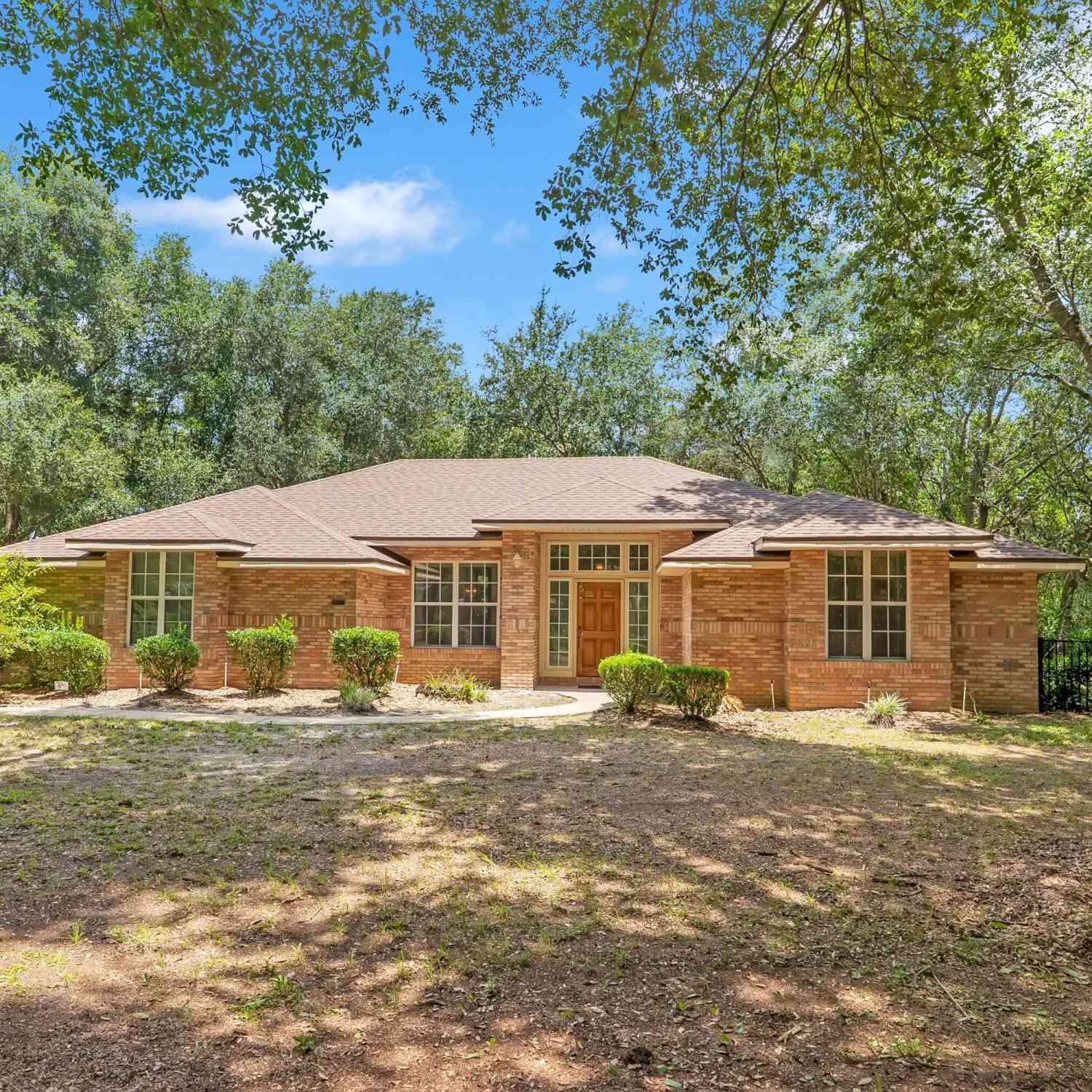 Homes For Sale - 288 Crooked Tree Trail<br/> DeLand, FL 32724