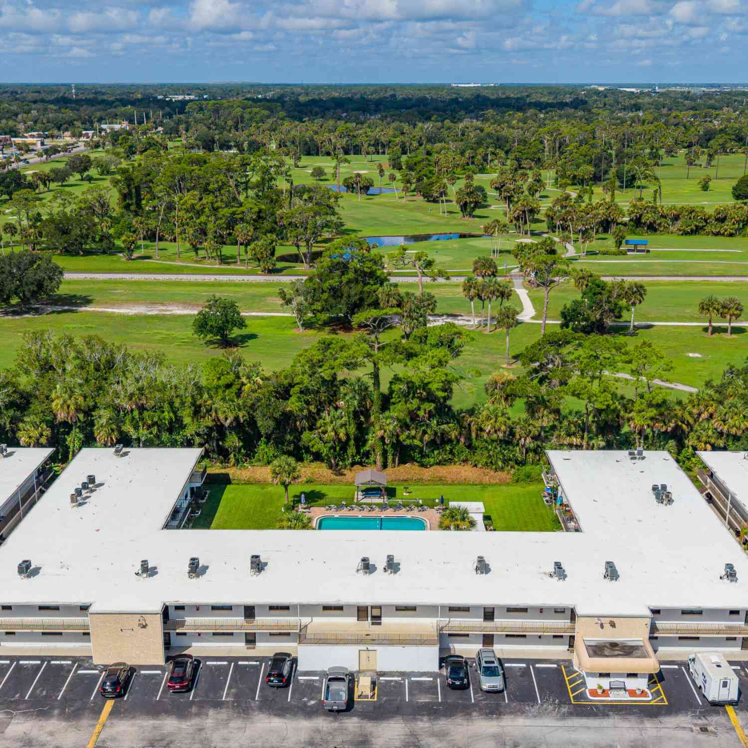 Condo For Sale - 1504 Virginia Avenue #204<br/> Volusia County, Daytona Beach, FL 32114